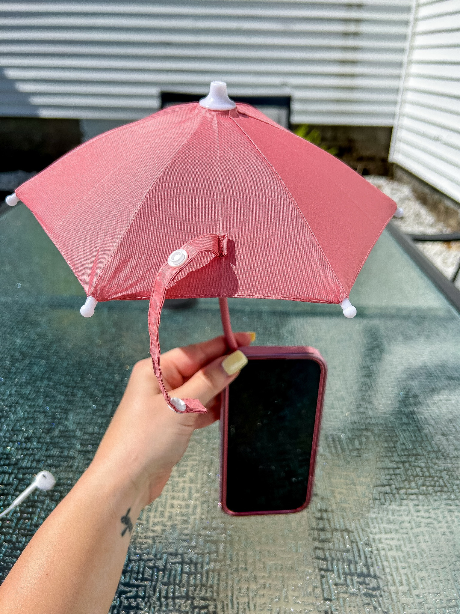 With summer coming this phone umbrella is perfect for outdoor fun and endless beach days to block out the sun. 

#LTKSwim #LTKPetite #LTKActive