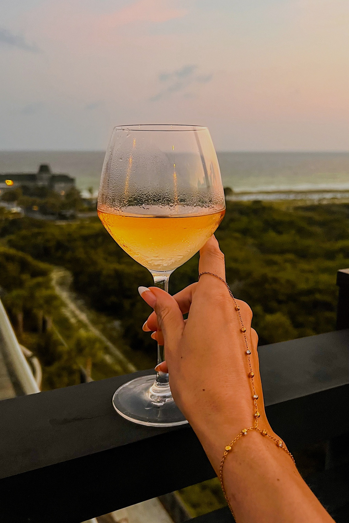 Weekend files 💌✨

#LTKFindsUnder50 #LTKActive #LTKStyleTip