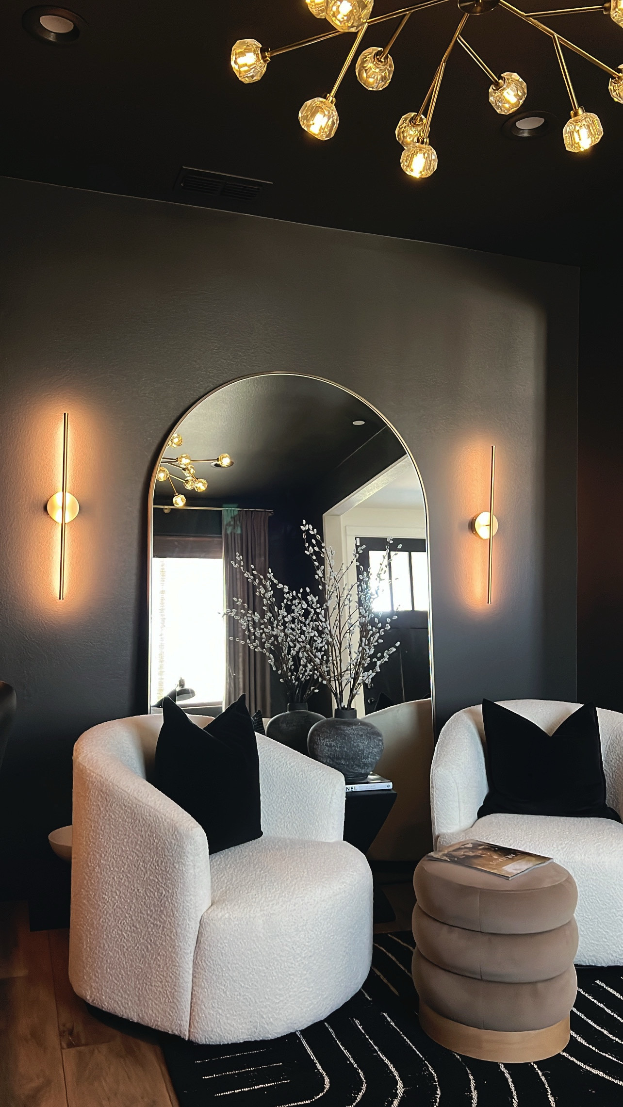 These rechargeable sconces are the perfect solution if you can’t or don’t want to hardwire! They come in black and silver as well! Rechargeable sconces, wall sconces with remote

#LTKHome #LTKSaleAlert