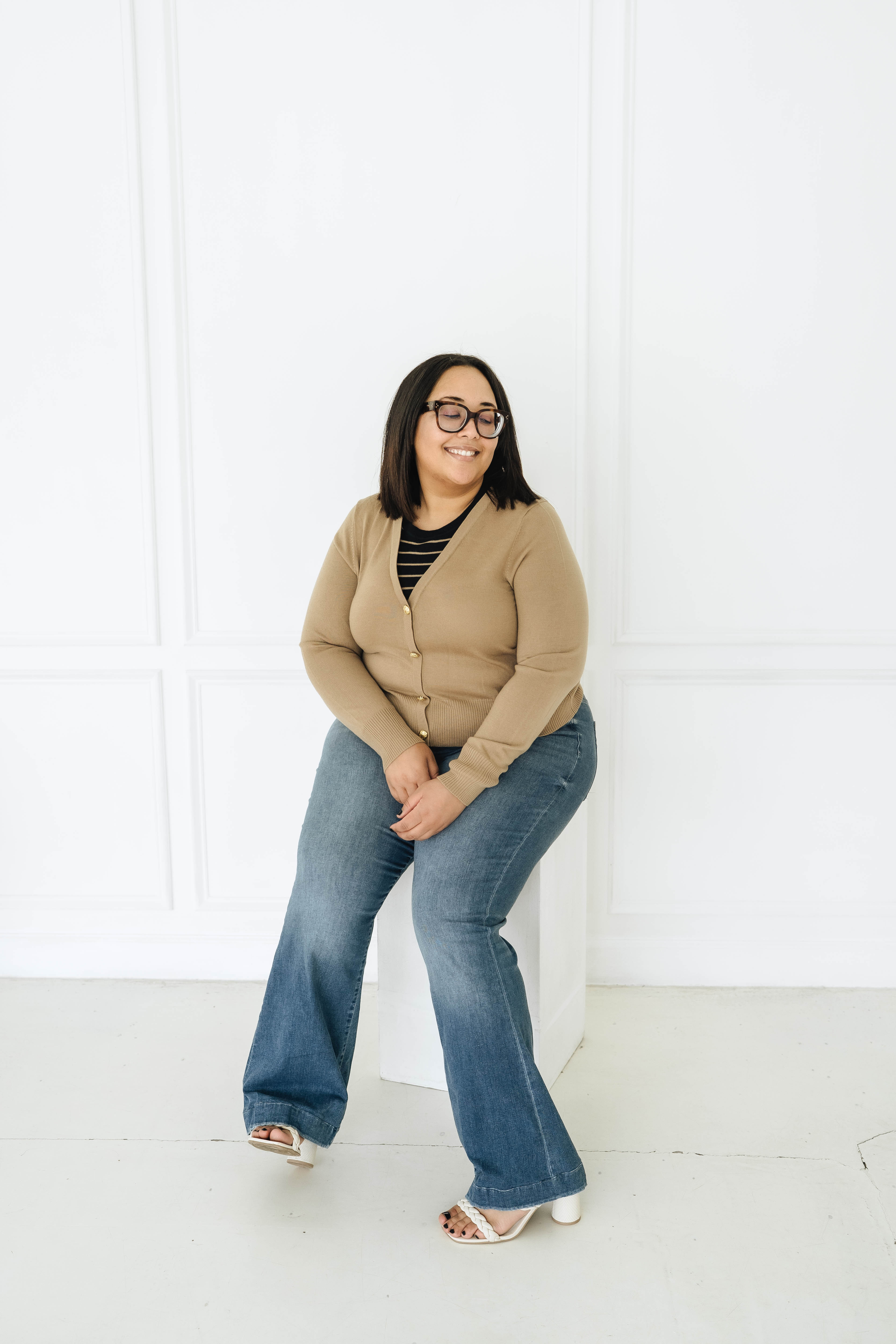 I love Veronica Beard because it makes getting dressed feel effortless but still polished. The pieces have that perfect mix of structure and ease—like you’re put together without looking like you tried too hard.

What really keeps me coming back is how wearable everything is. A great blazer, good denim, elevated basics—it’s the kind of wardrobe that actually works in real life. For me, Veronica Beard hits that sweet spot where classic meets cool, and that’s always a vibe. ✨


#LTKootd #LTKSpringSale #LTKSaleAlert