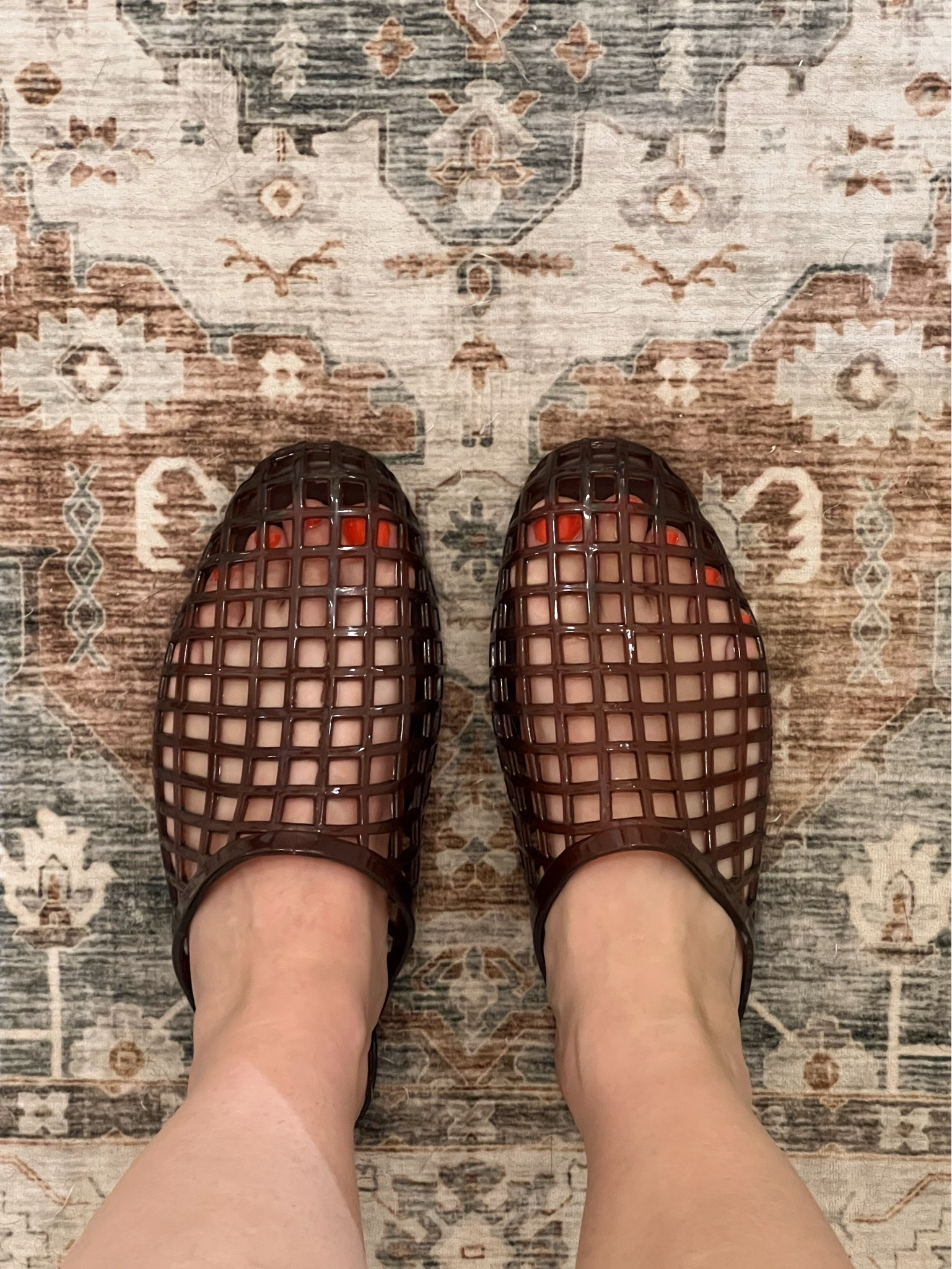 Affordable jelly shoes from Old Navy! Canadian links under “similar products”. I’d say these run a bit small, I’m a 9.5 - 10 and wearing a 10 and they just fit!

#LTKsummer #LTKshoes #LTKstyletip