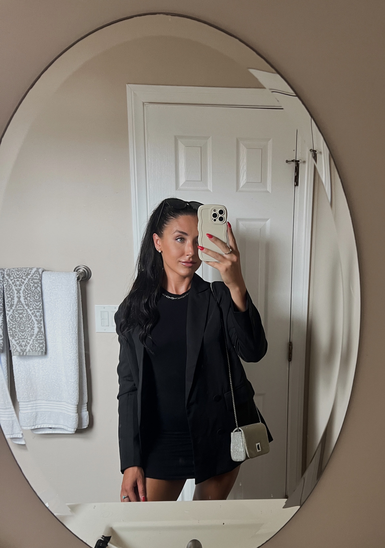 in her dark femme era 🖤 

#LTKfindsunder100 #LTKparties #LTKSeasonal