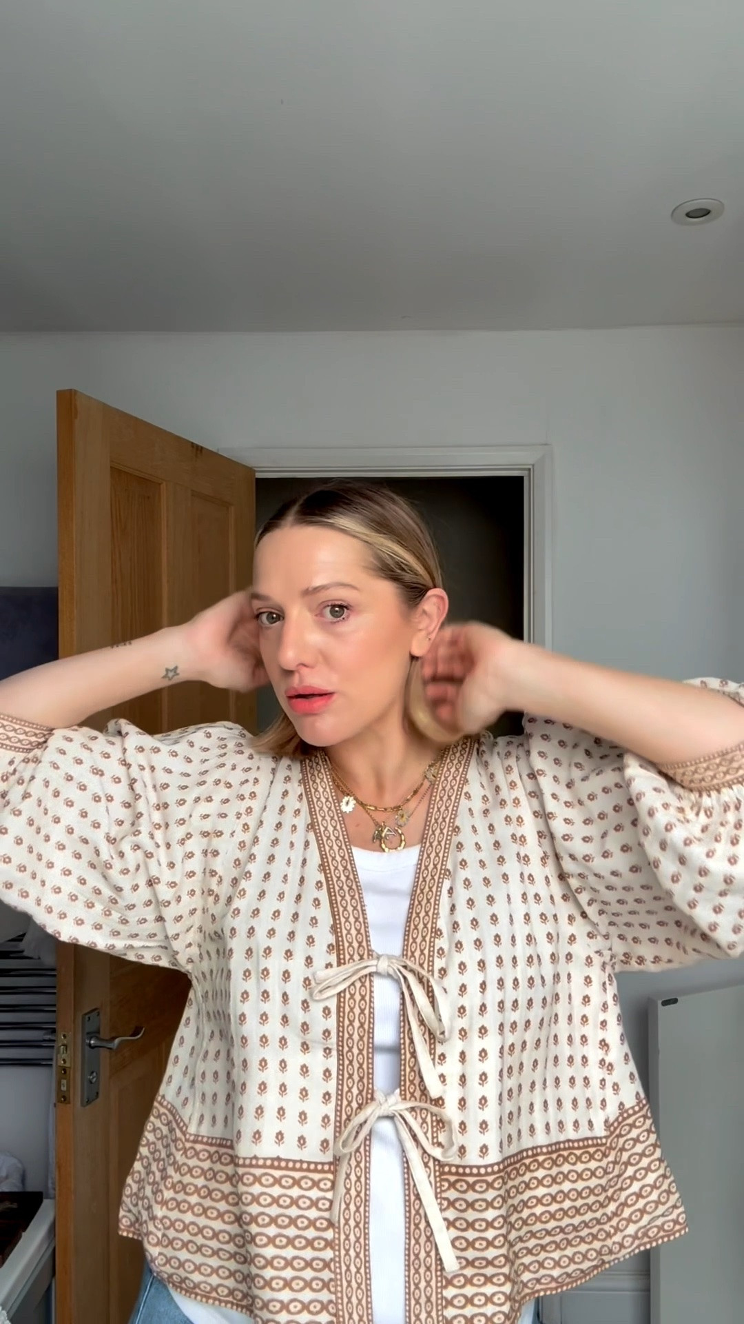 A chaotic make up routine but what im using daily, adding the Rodial glow drops into the line up 🤍

#LTKuk #LTKbeauty #LTKsummer