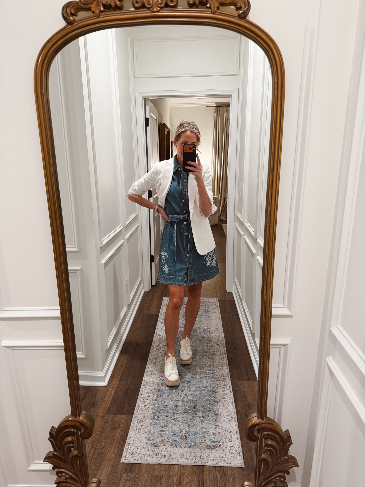 STOP. This $34 denim dress is from Walmart. This is one of those throw on and instantly feel put together kind of pieces… and we love that. Comment WALMART and I’ll send you the link 

This new Free Assembly denim shirt dress is effortlessly chic and endlessly versatile   The bold floral embroidery makes it feel so special, but the easy fit and sash belt let you style it exactly how you want. It cinches perfectly at the waist, has the softest stretch, and yes… it has pockets 👏 Comfortable, flattering, and only $34. Wearing an XS.
