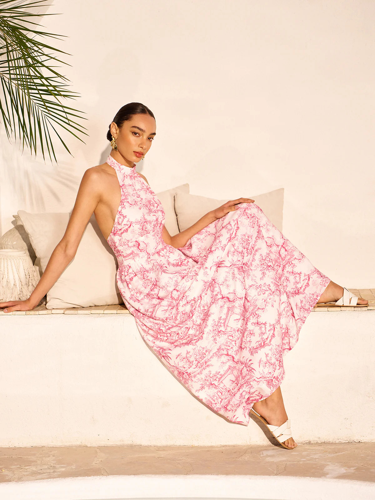 Halter Neck Printed Backless Dress With Pockets | Commense