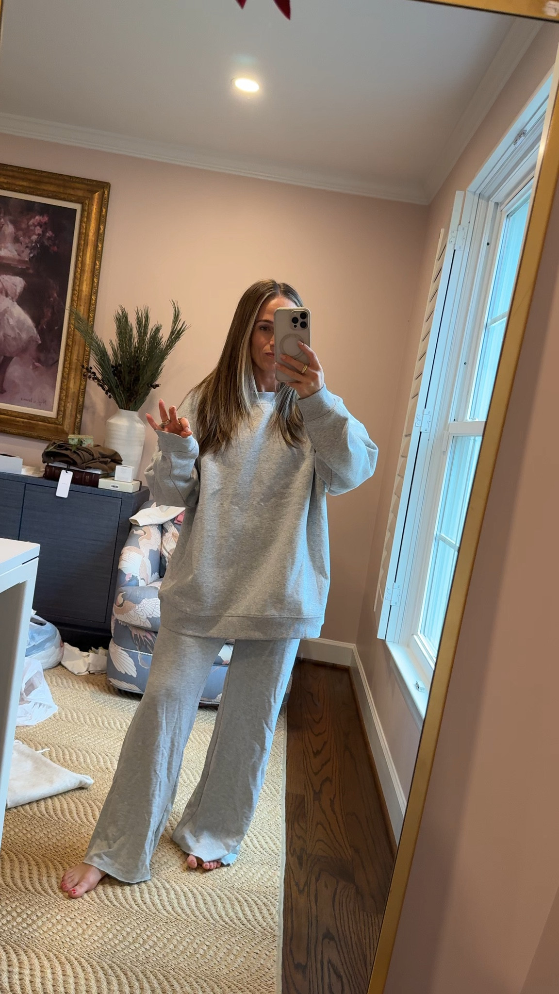 This heather grey crewneck and pants are a winner. They’re not a set, but can definitely be worn as one and fit true to size.

#LTKFindsUnder50 #LTKootd