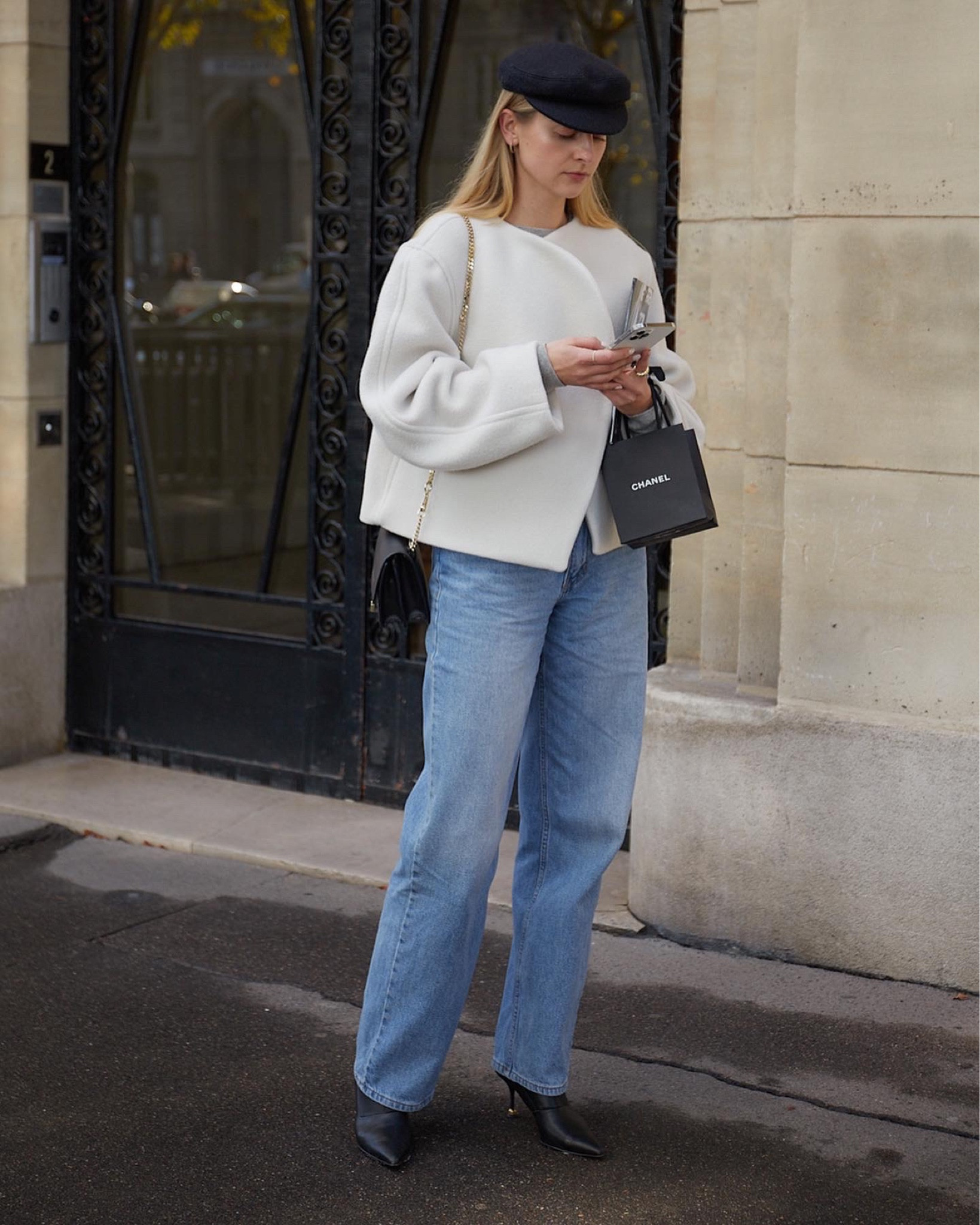 French effortlessly chic style before Chanel show! 

#LTKeurope #LTKstyletip #LTKSeasonal