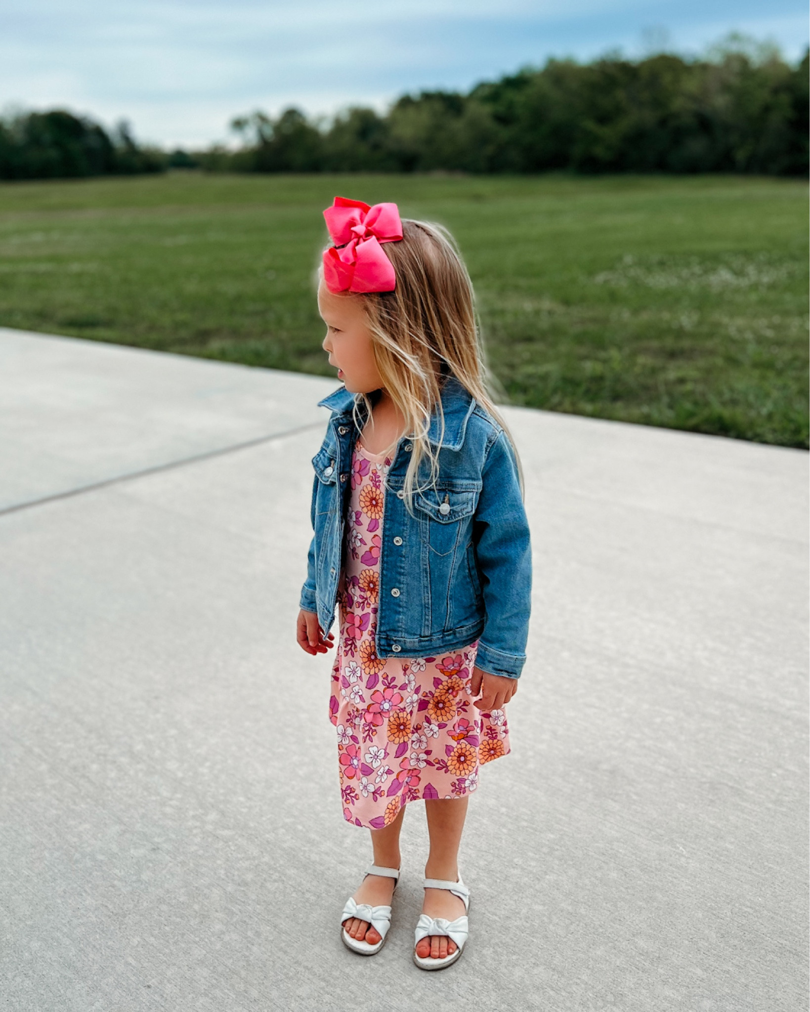 Spring Toddler Dress💐✨

Toddler dress
Easter outfit
Spring outfit
Toddler summer dress

#LTKkids #LTKSeasonal #LTKsalealert