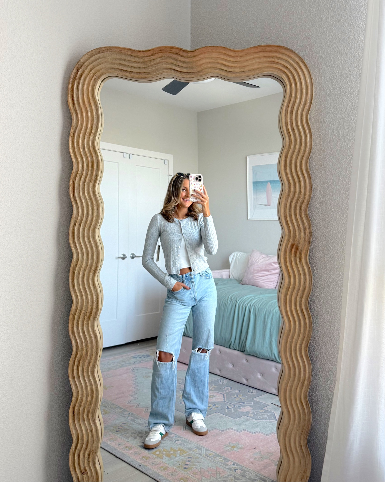 cute fall outfit idea from Walmart 🎃✨🍁
Wearing a size XS in tops and 0 in jeans 