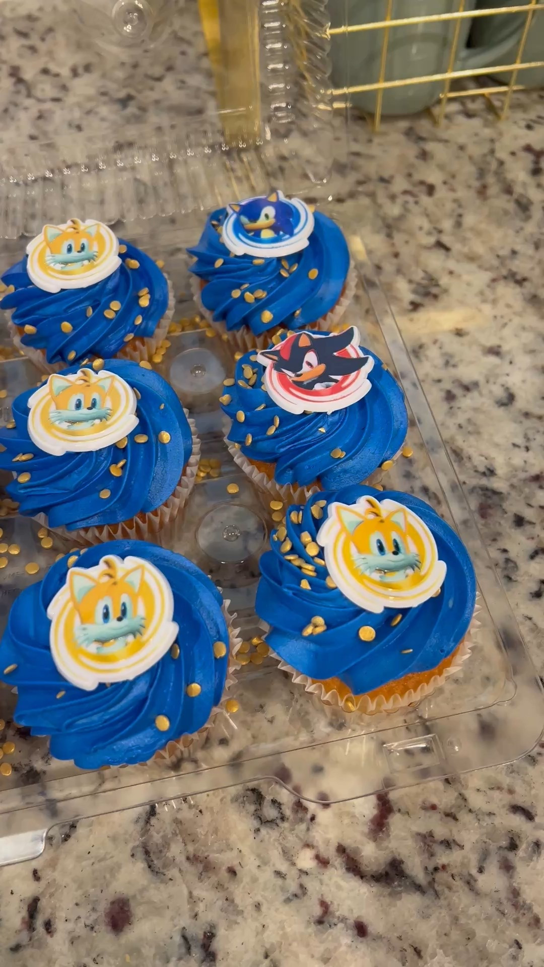 Sonic cupcake rings! 