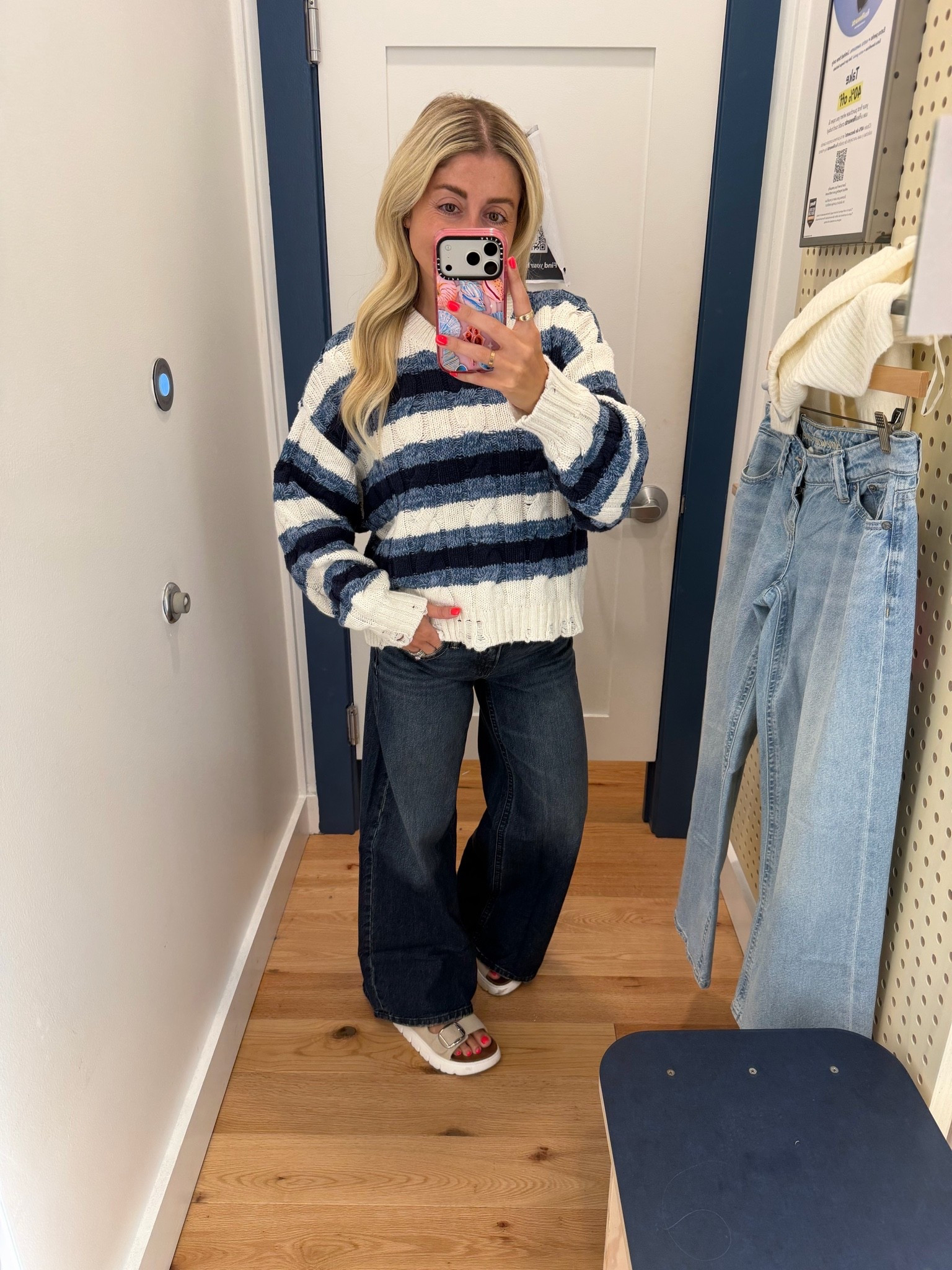 American eagle outfit
Small sweater 
Jeans 0 short
Sandals tts

#LTKSaleAlert