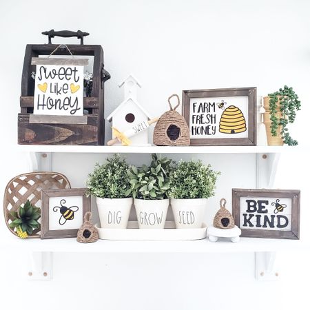 Bee-inspired rustic decor with these engaging DIY crafts #rusticdecor #diycrafts #beefecor #honeybee #beetheme #springdecor #springcrafts

#LTKhome