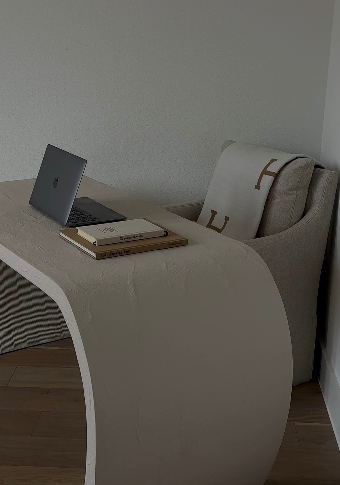 Home office decor - Amazon accent chair 

#LTKOver40 #LTKHome #LTKFindsUnder100