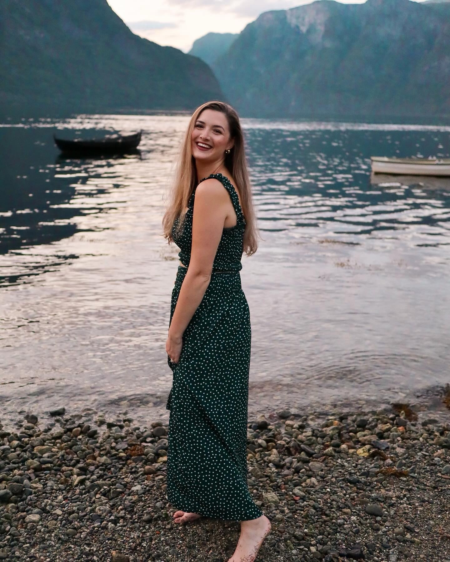Meet me in the Norwegian afterglow ✨🌄 #travel #matchingset #style

#LTKstyletip #LTKeurope #LTKtravel