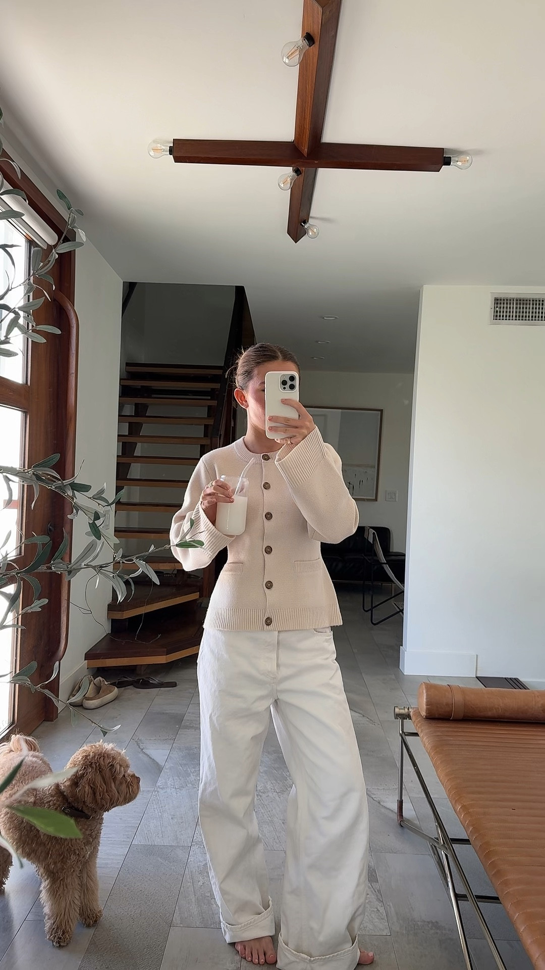 WFH ootd!

#wfh #sweater #jennikayne #agolde #whitedenim #jeans #tailoredsweater #cardigan #betterdaysco #monochromatic #closetessentials

#LTKStyleTip #LTKU #LTKFindsUnder100