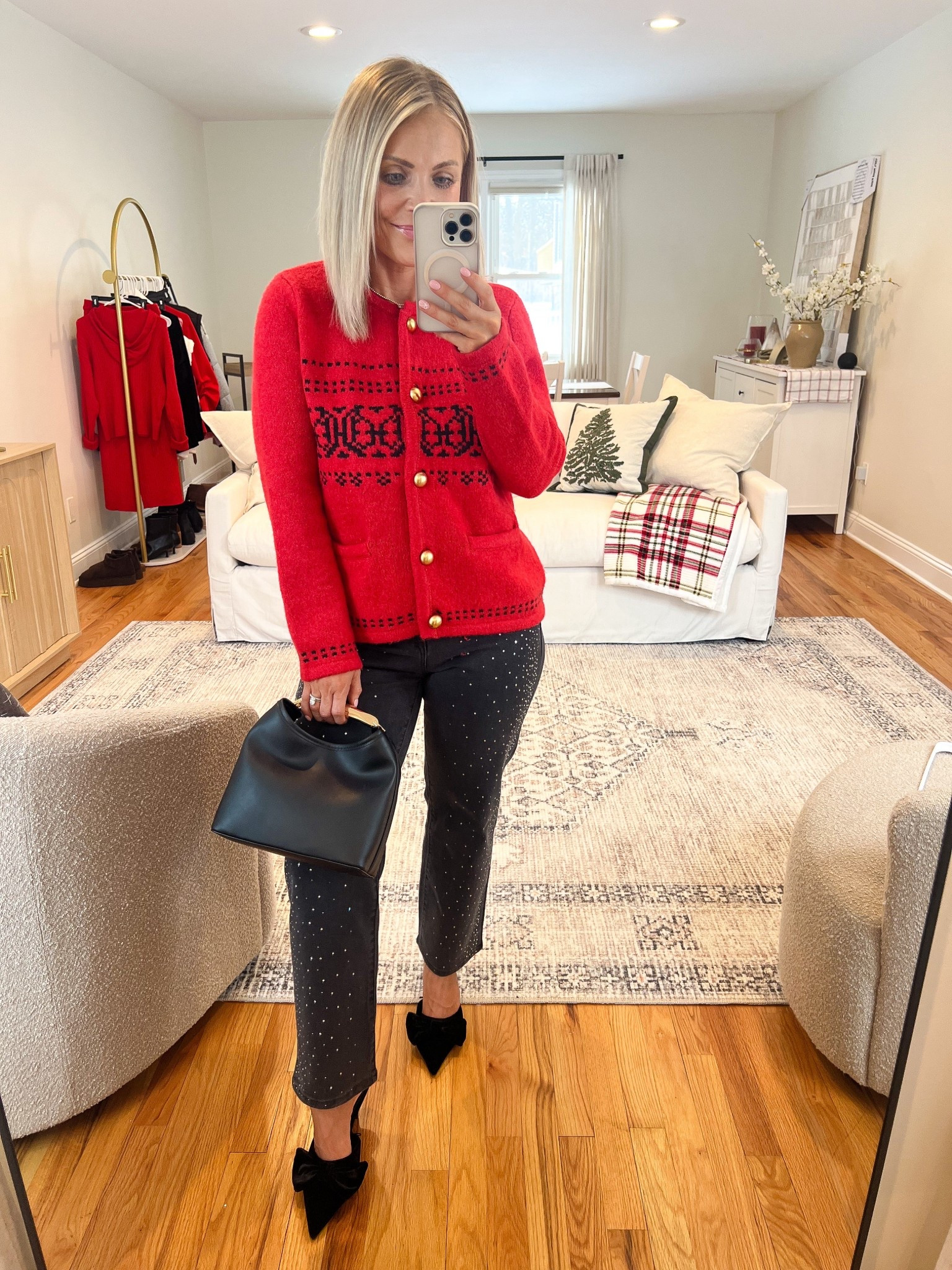 Walmart Holiday Outfit

Christmas outfit, holiday outfit, holiday dresses, NYE outfit, NYE dress, target fashion, target finds, Walmart fashion, Walmart finds, Amazon fashion, Amazon finds, Christmas sweaters, midsize fashion, petite fashion 

#LTKHoliday #LTKMidsize #LTKPetite