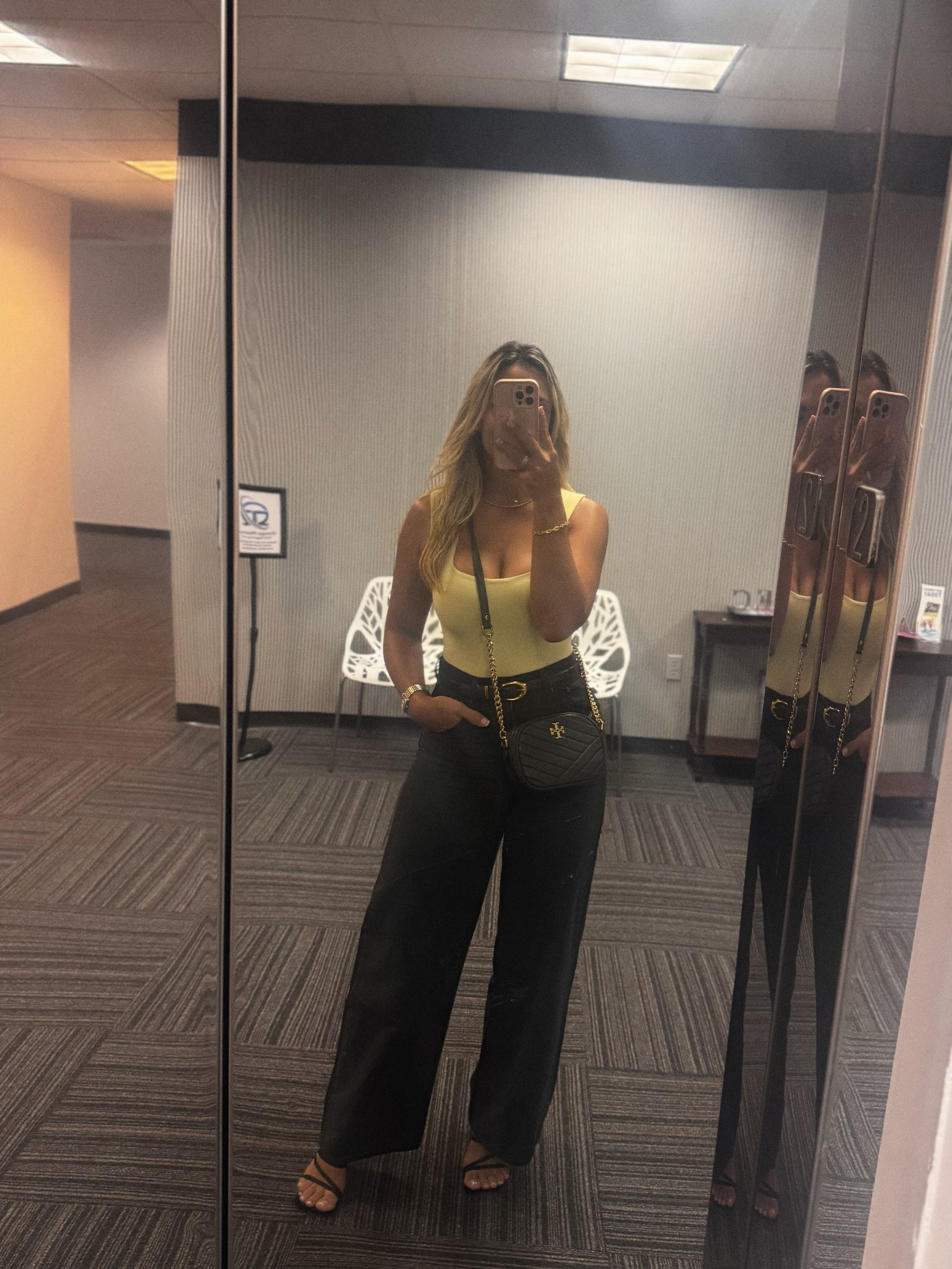 OOTD for a closing day 🔑
