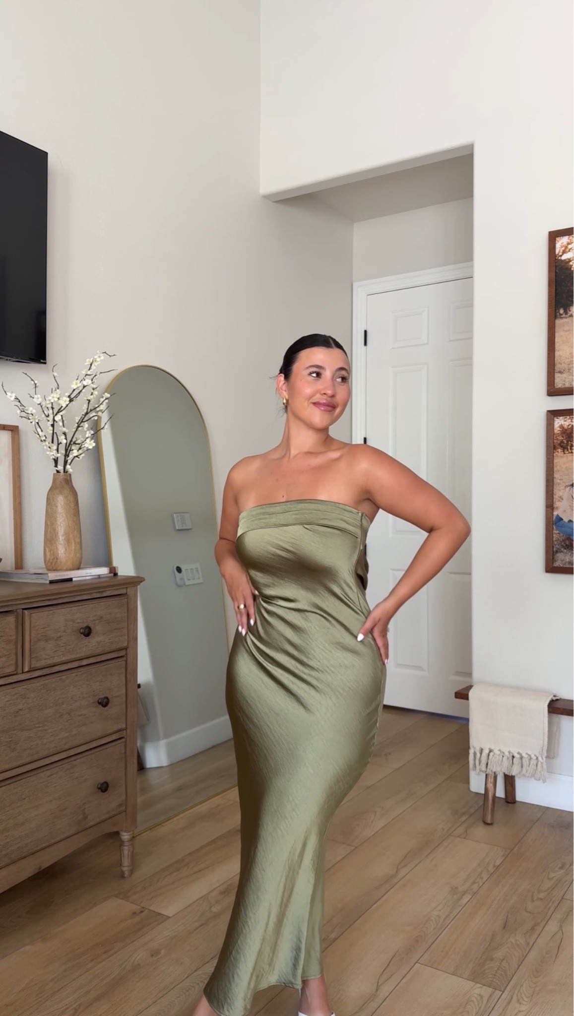 The perfect summer wedding guest dress 

#weddingguest #wedding #summerwedding

#LTKMidsize #LTKWedding #LTKSeasonal
