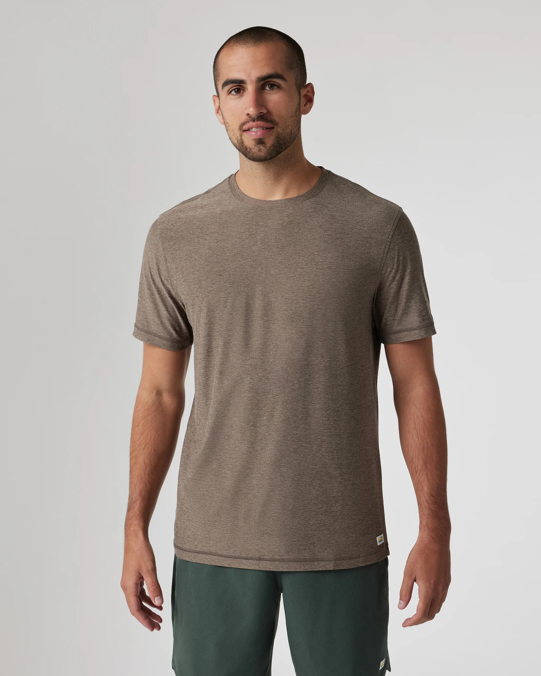 Strato Tech Tee | Men's Greige Heather Workout Shirt | Vuori | Vuori Clothing (US & Canada)