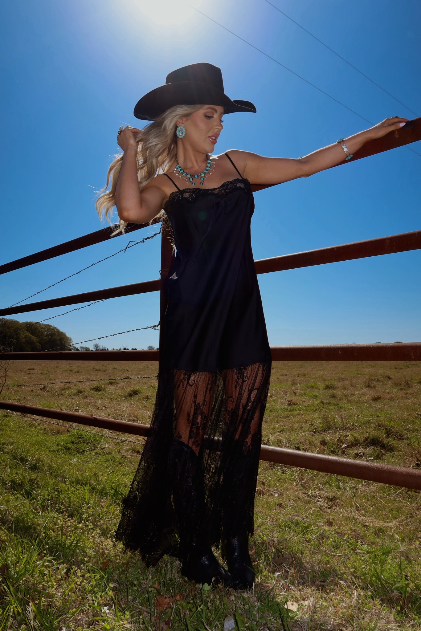 This dress is STUNNING!! Would be so gorgeous in the white for a bride 
 
 
 
 
Bridal, western fashion, boho fashion, show me your mumu, revolve, revolve finds, fashion finds, wedding style, bride dress, wedding guest dress, woman’s fashion 

#LTKFestival #LTKWedding #LTKootd