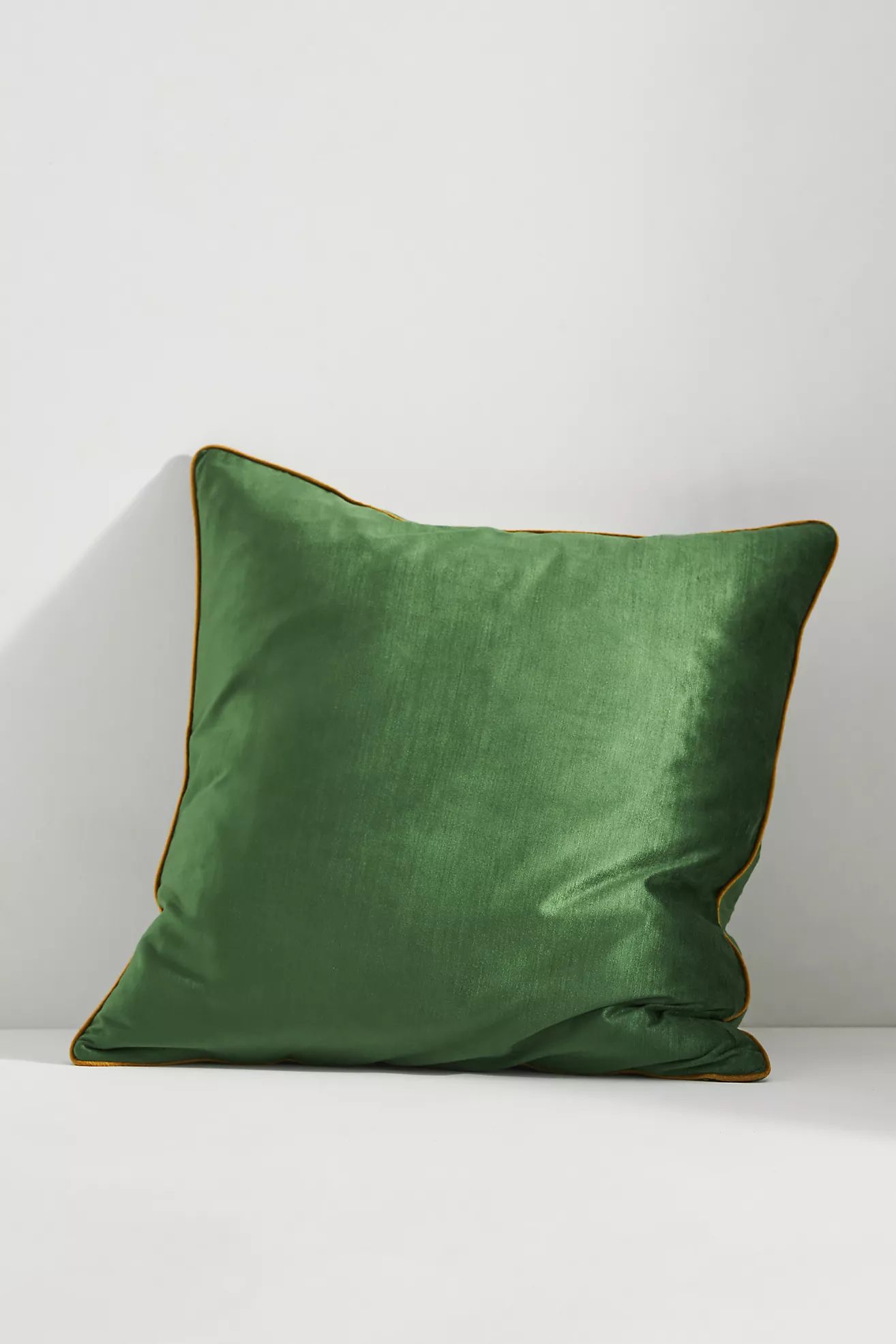 Adelina Velvet Pillow | Anthropologie (US)