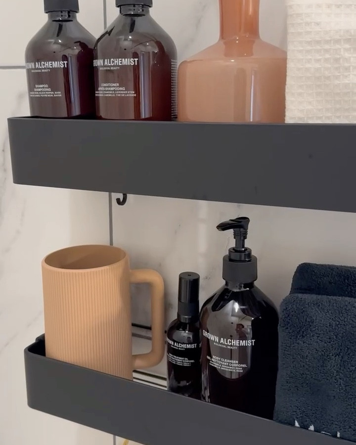 So many great finds for this guest bathroom and guest suite!
Shelving, kids bath products, gorgeous bath products 




Guest bath, bathroom organization 

#LTKStyleTip #LTKHome #LTKFamily
