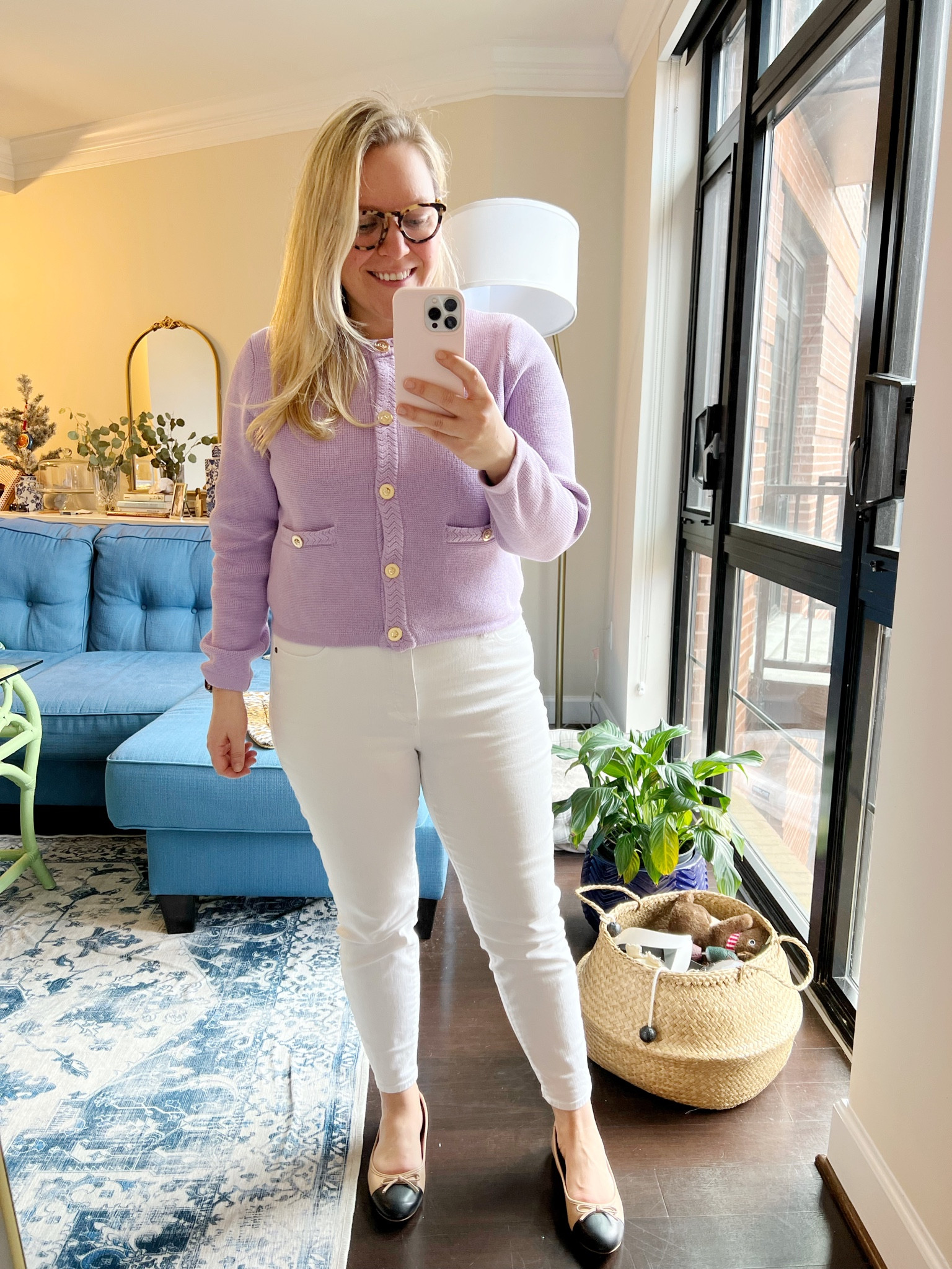 Spring forward with an easy spring outfit 🌸

classic style, preppy, preppy style, casual style, casual outfit, outfit ideas, casual chic, elevated style, lady jacket, Talbots, white jeans, J.Crew Factory

#LTKfindsunder50 #LTKfindsunder100 #LTKshoecrush