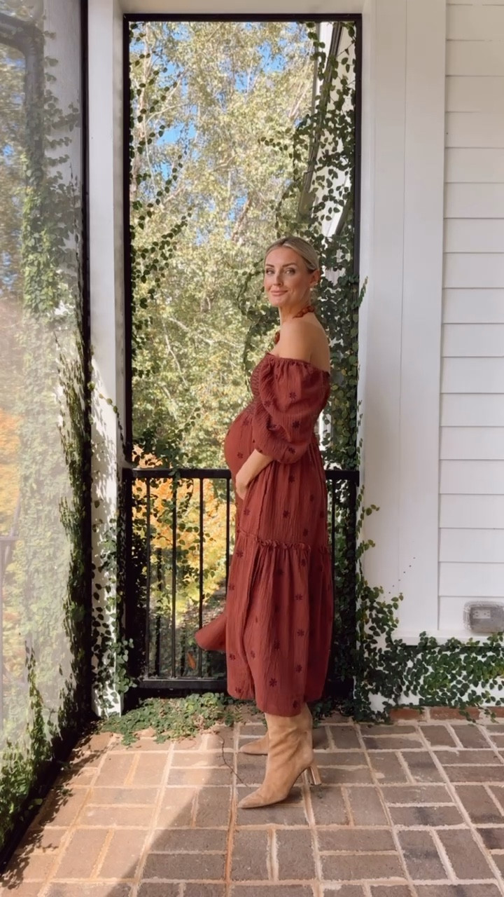 Feminine and timeless, this brown floral maxi dress from Amazon is a versatile fall staple—perfect for layering, dressing up, or keeping it casual for everyday chic style! Wearing S.

#AmazonFashion #FloralMaxiDress #BrownDress #FallFashion #WardrobeStaples #EverydayChic #EffortlessStyle #ClassicStyle #LTKStyle #FallOutfitInspo #AmazonFinds

#LTKFindsUnder100 #LTKSeasonal #LTKSaleAlert