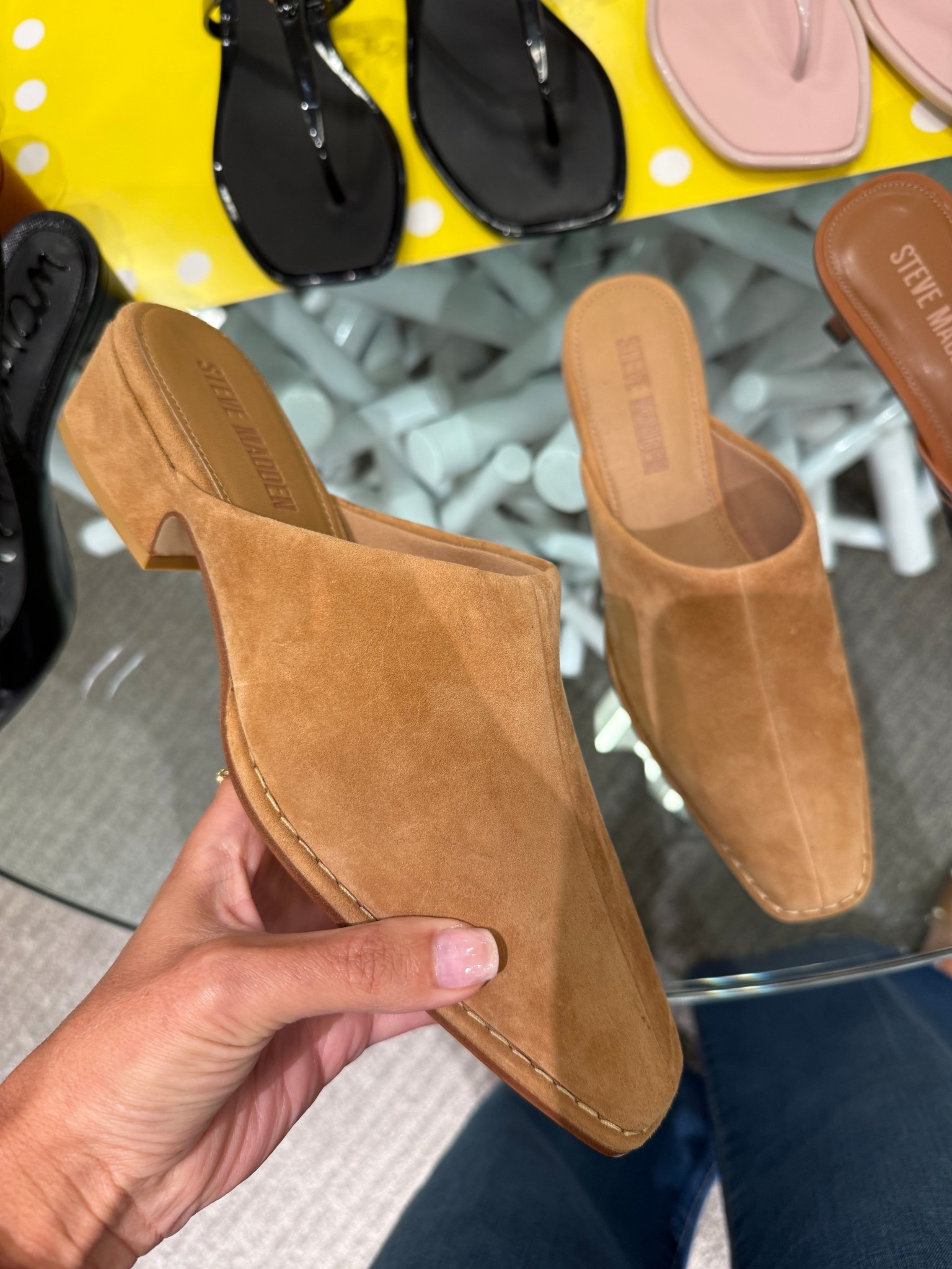 Steve Madden NSale mules in tan suede color 😍

#LTKShoeCrush #LTKFindsUnder100 #LTKSaleAlert
