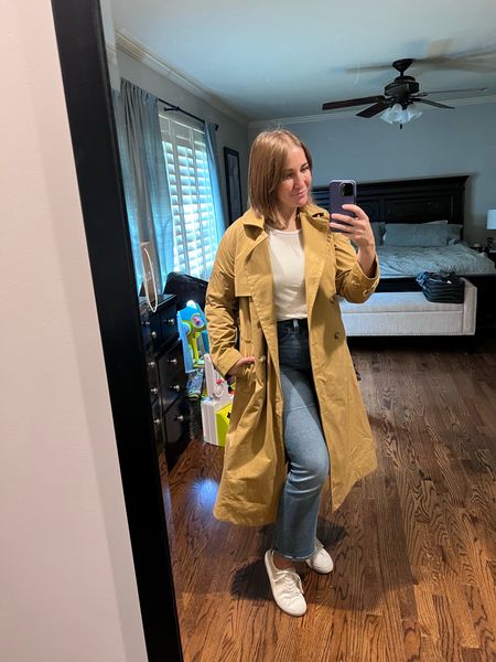 Madewell insider event extended today and tomorrow (9/27)!!! Snagged this water resistant classic trench coat for 30% off (stars and icons- insiders get 25%) 

#LTKSeasonal #LTKmidsize #LTKsalealert