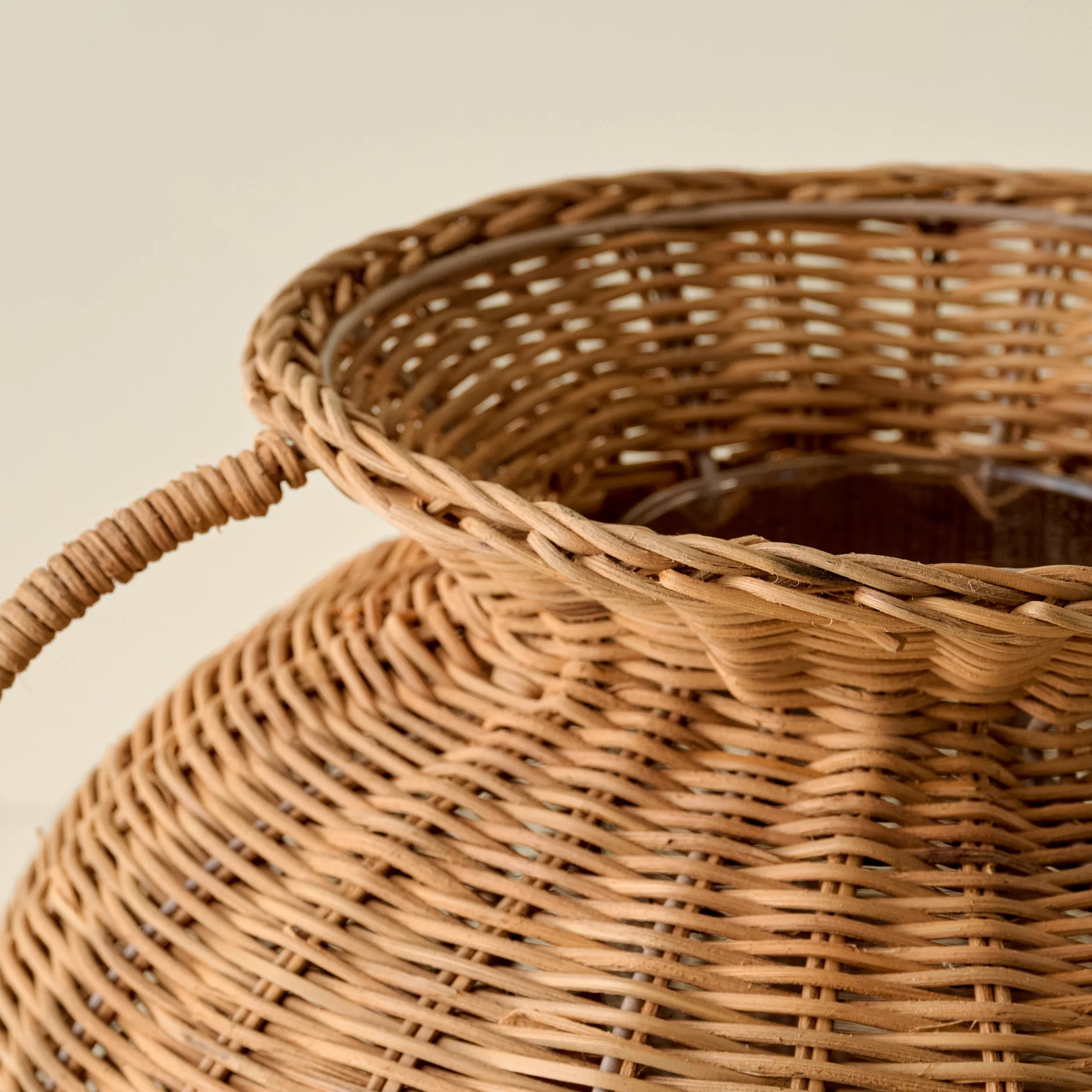 Oversized Rattan Remi Vase | Magnolia