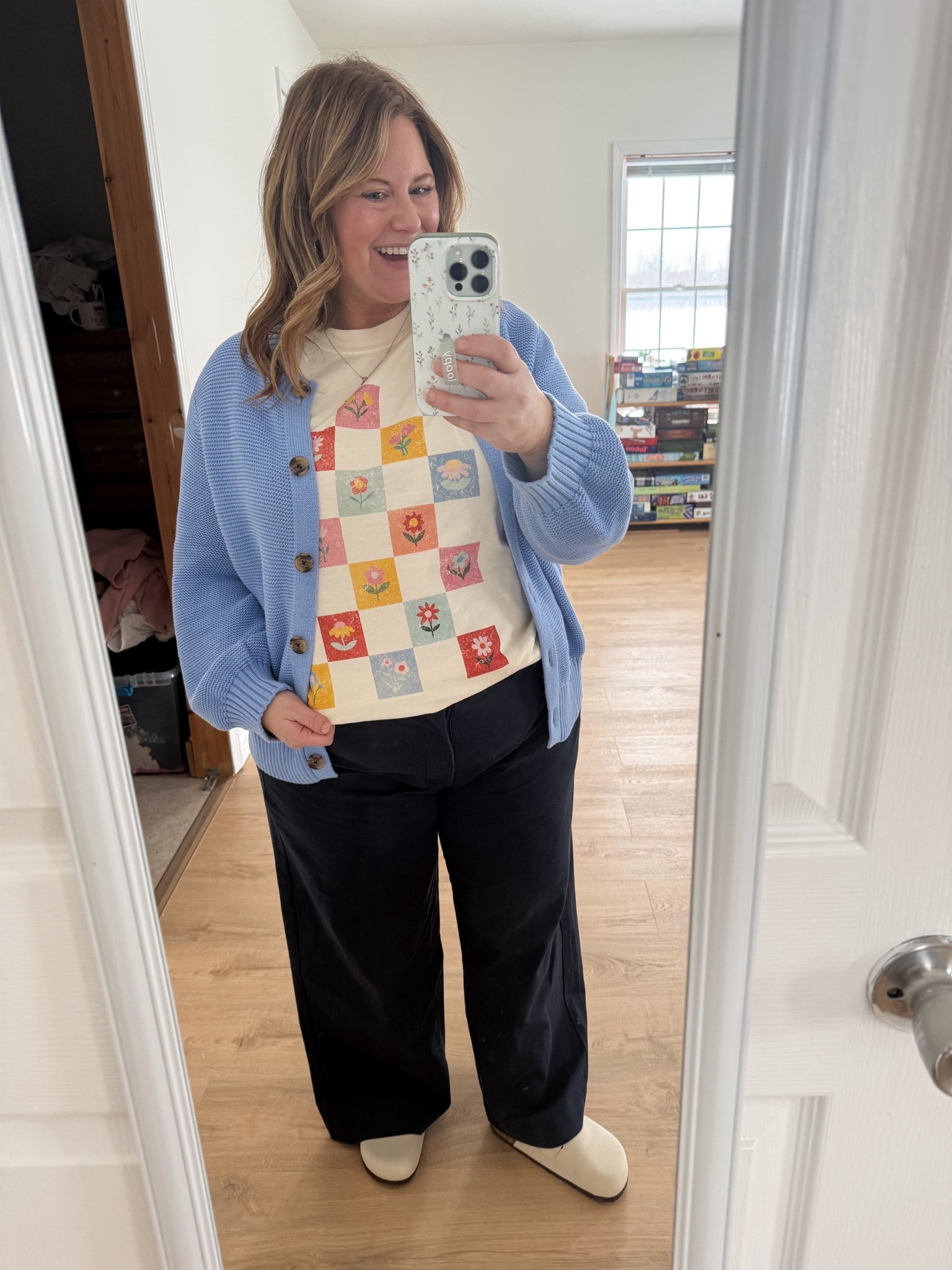 Wearing an XL in my sweater and graphic tee and a 16 petite in my pixie pants 

You can use code STEPHSHARES20 to save $$ at Moumtain Moverz on the tee!

#LTKSeasonal #LTKWorkwear #LTKMidsize