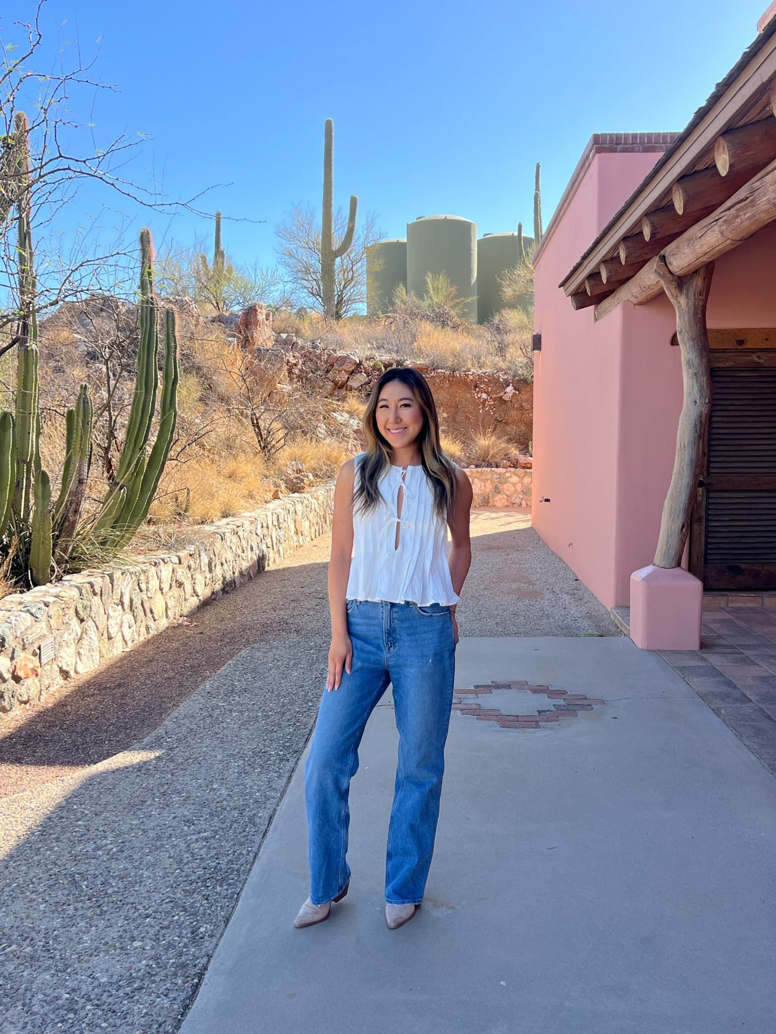 Easy breezy summer uniform! A perfect “cute top and jeans” outfit for date night, dinner with the girls, or daytime brunch. Wearing a 27 in the jeans but could have sized down for a more fitted look; S top that comes in multiple colors!

#LTKStyleTip #LTKFindsUnder100 #LTKFindsUnder50