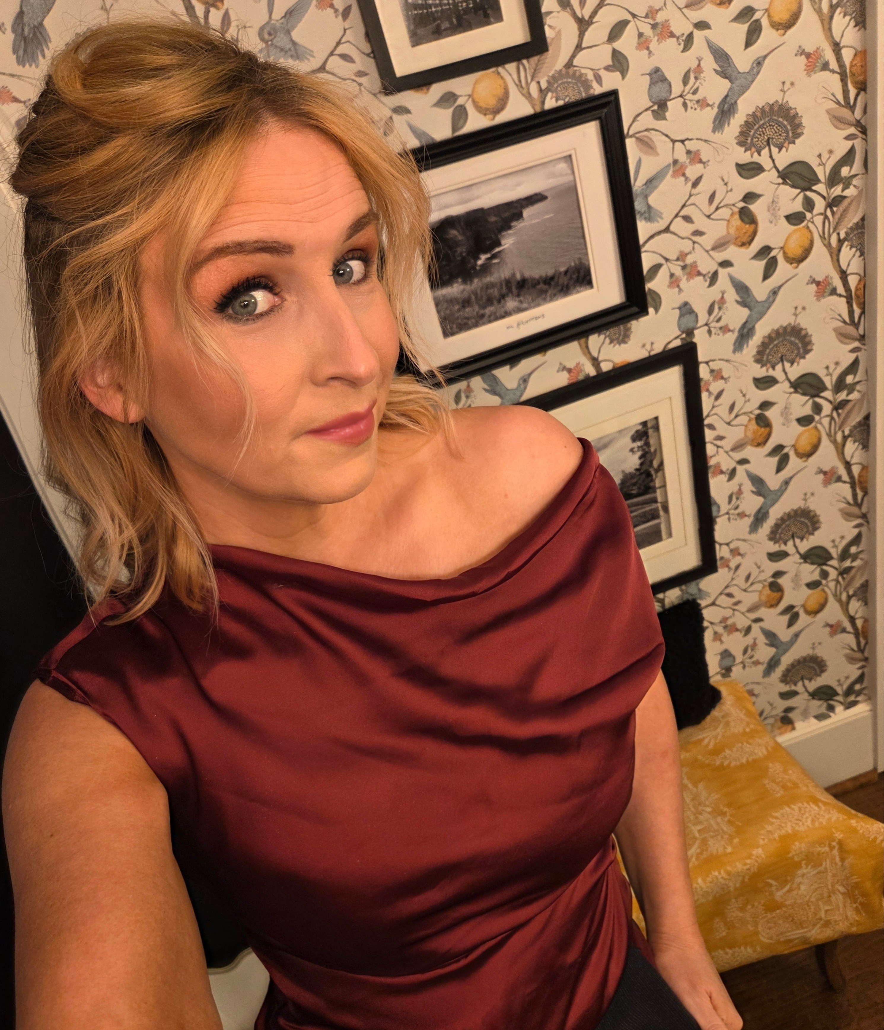 I was obsessed with getting the wallpaper up and almost didn't make it in time to go to the gallery opening. I pulled it together pretty well that's what's great about having basics that have a little something extra that can make getting dressed super easy

#LTKdayinmylife #LTKootd #LTKstorytime