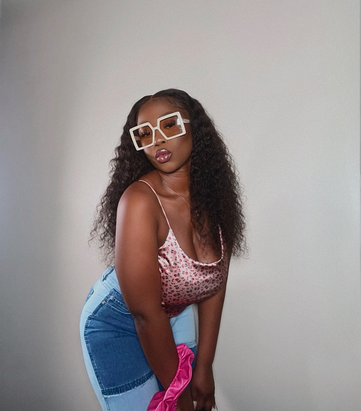 Ugh bury me in these sunnies! 😍



#LTKfindsunder50 #LTKGiftGuide