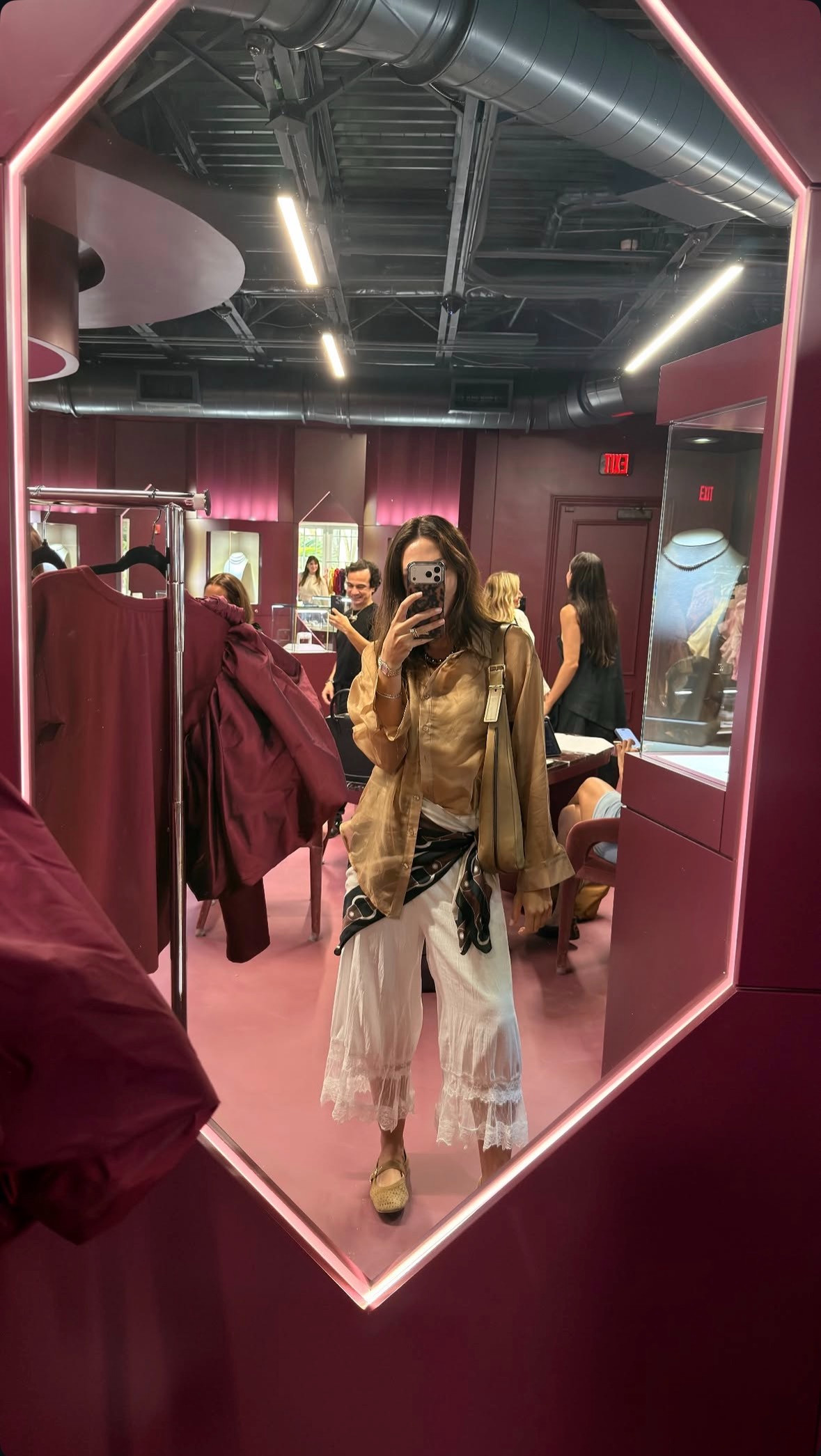 Neutral layers and lace details for a day of shopping 🛍️🍂 

 #LTKdayinmylife #LTKootd #LTKU