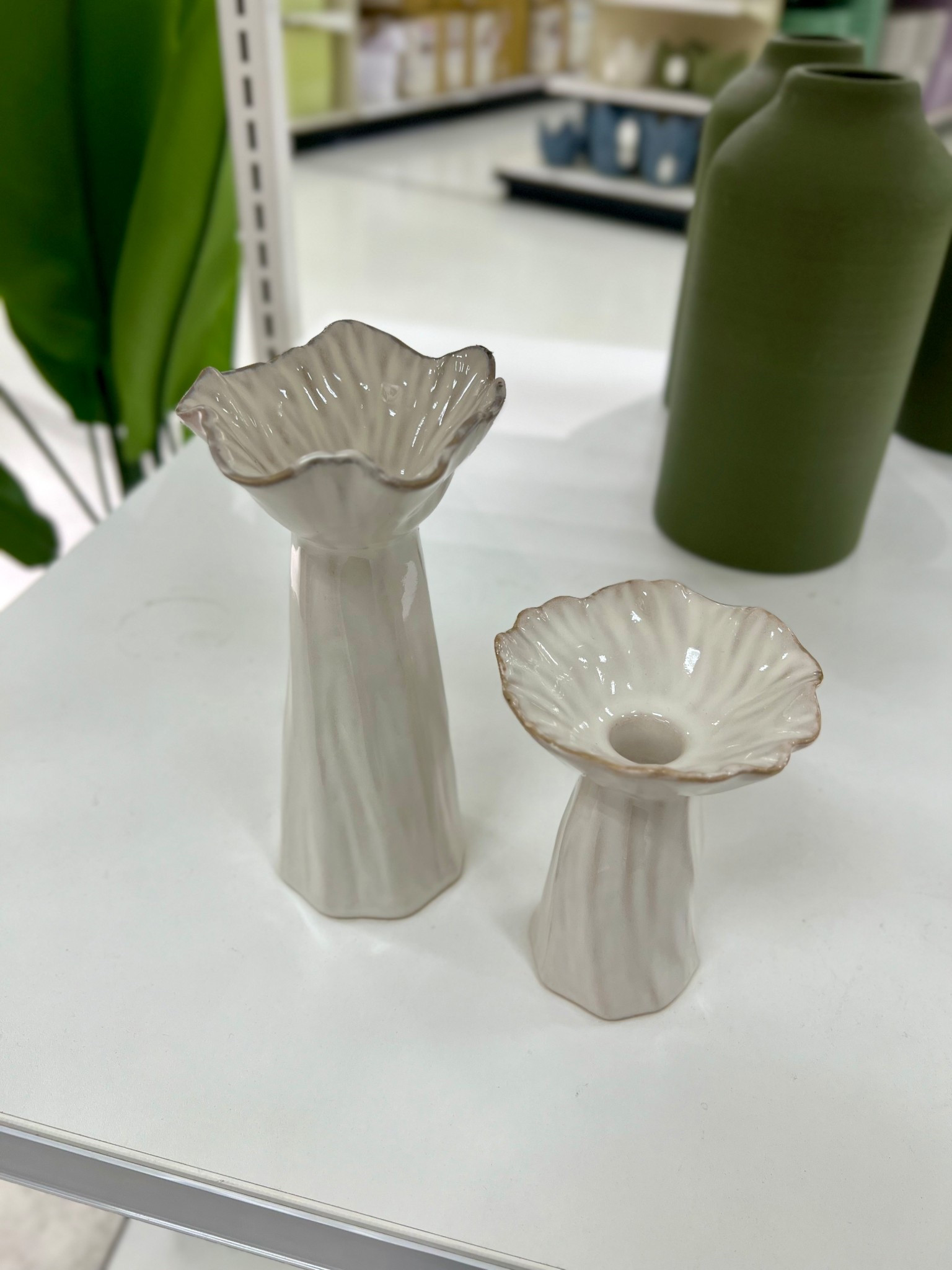 love these candlestick holders for spring and summer! they’d be so cute on a bookshelf or even a kitchen island 

Candlestick Holder, Candles, Target Finds, Target, Threshold, Home Decor, Spring Refresh 

#LTKHome