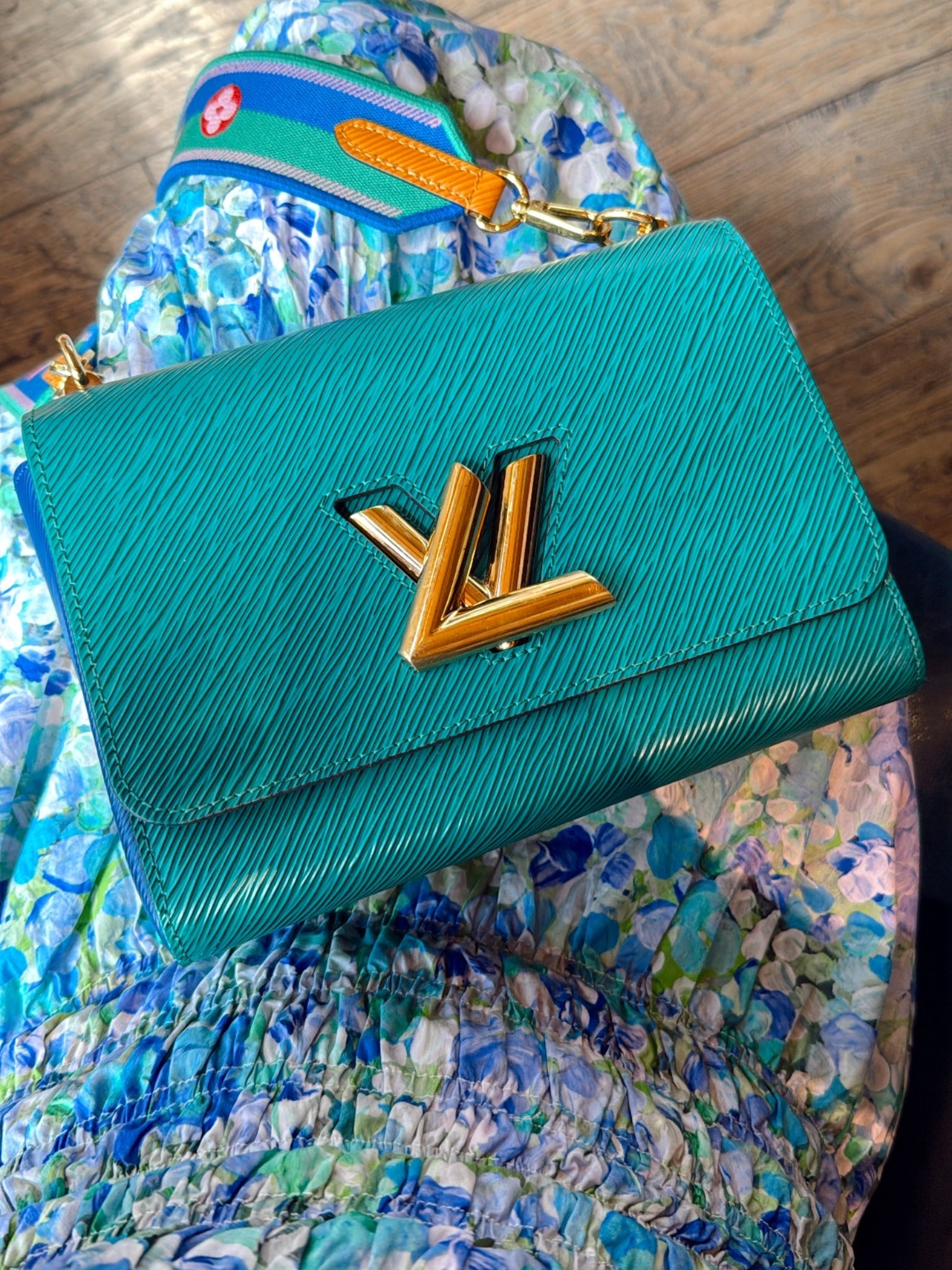Avaliable Now at a discounted price @keeksdesignerhandbags !! Use code “BLAIR50” for an extra $50 off!!

#LTKSaleAlert