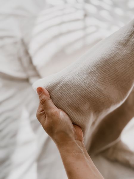 I may never stop talking about this bedding. Stonewashed linen, crafted in Portugal and Oeko-Tel certified. Heavenly sleep if I have ever experienced it and I am now needing them for everyone’s bedrooms 🤌

P.S. Currently 35% off - I have the Cal King size in ‘Sand Thin Stripe’ and it is stunning!



#LTKhome
