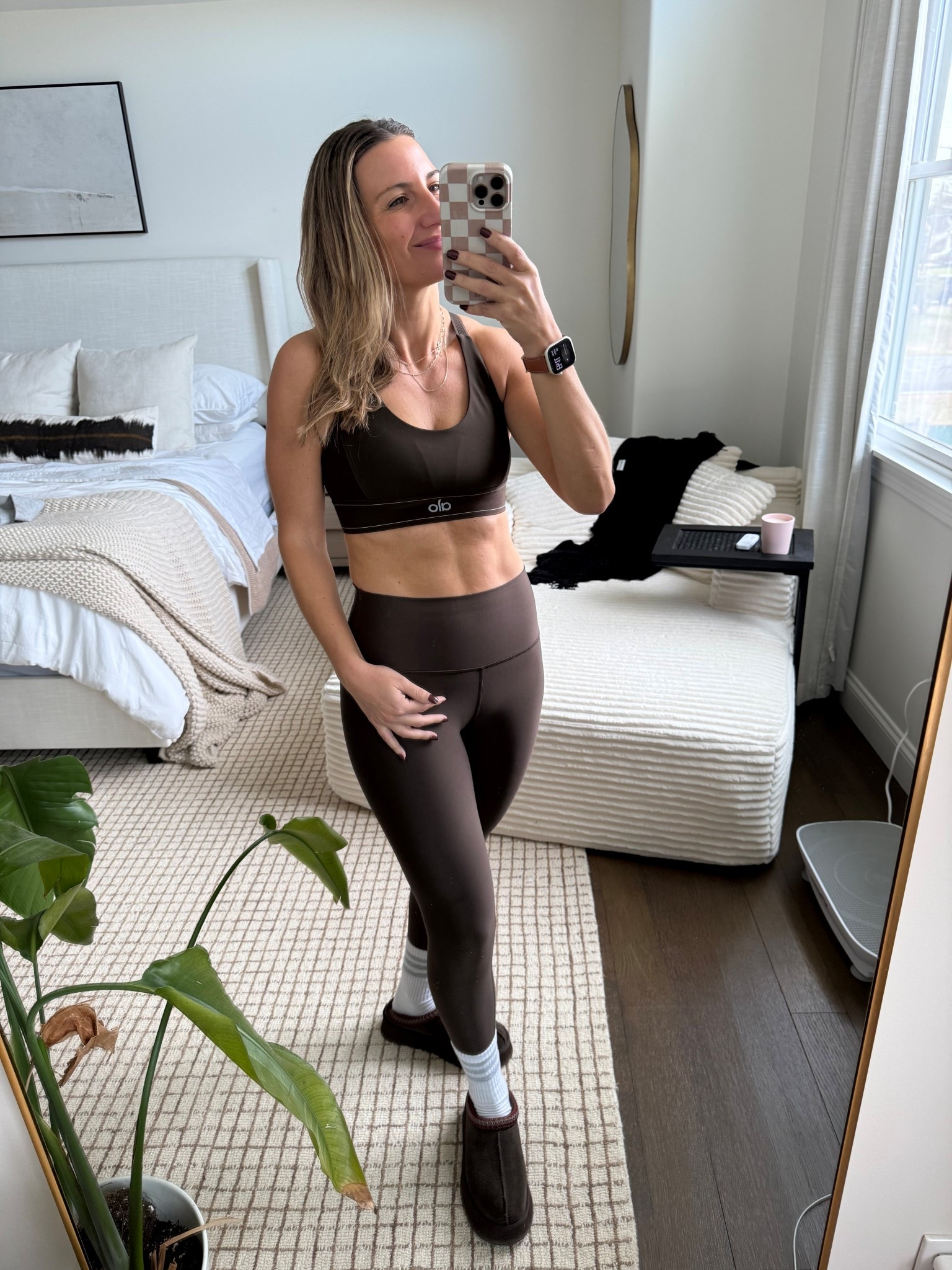 #ootd for spin today! Love this bra and its adjustable straps! Medium to high support! I’m in size small for both top and bottom and I’m 5’3 so I get 7/8 length! Love this brown color! Great for casual day out too! 

#LTKootd #LTKActive