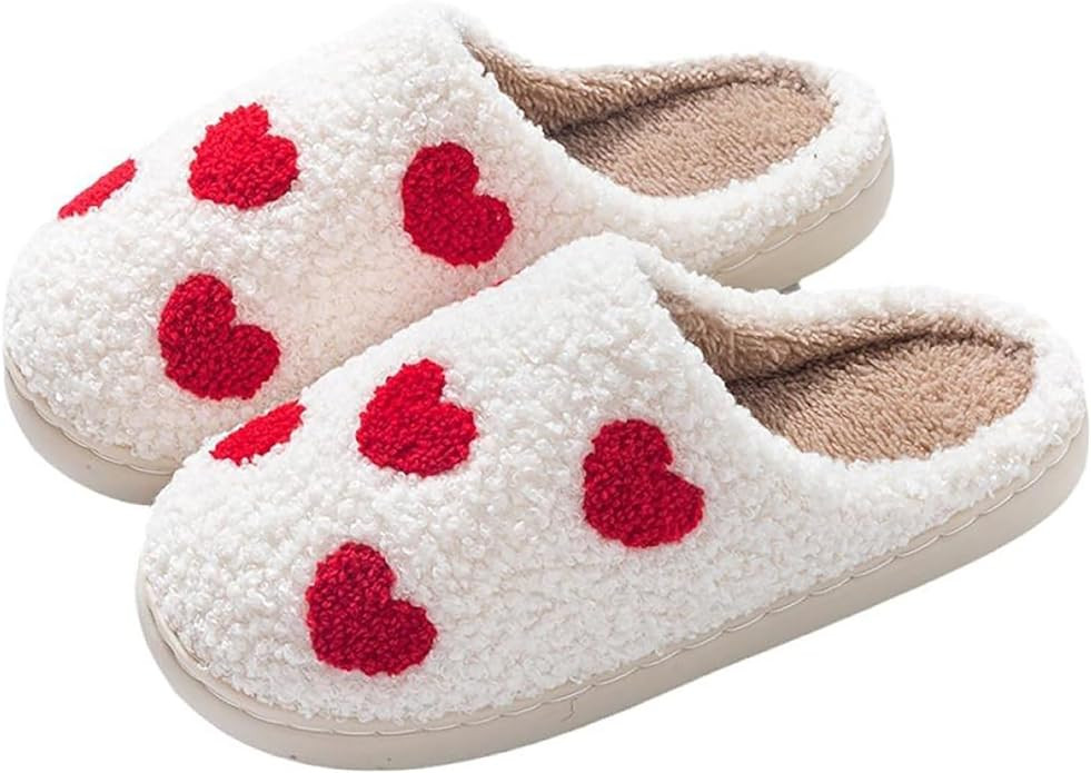 Gaolinci Cute Strawberry Slippers, Home Linen Slippers for Women | Amazon (US)