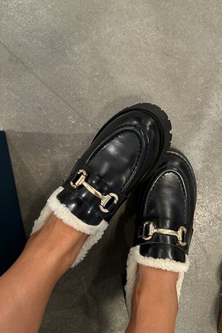 Black loafers with sherpa lining!! They literally feel like you’re wearing Uggs, true to size 🤍 #SteveMadden #loafers #sherpa 

#LTKSeasonal #LTKstyletip #LTKshoecrush