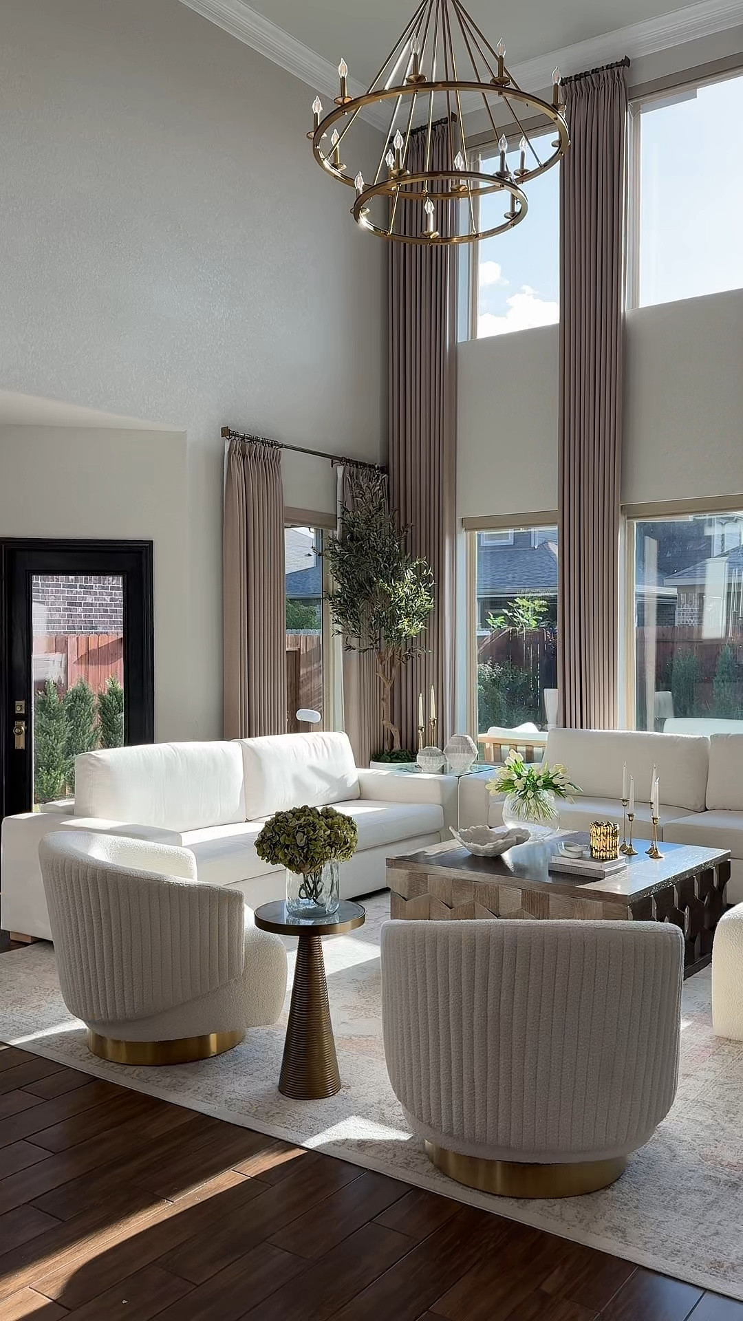 @Wayfair Spring Cyber Week is here and the deals are so good. You can get up to 80% off plus free shipping sitewide. 

My accent chair is on sale and 55% off right now. 

#ad #wayfairpartner #wayfair @Wayfair 