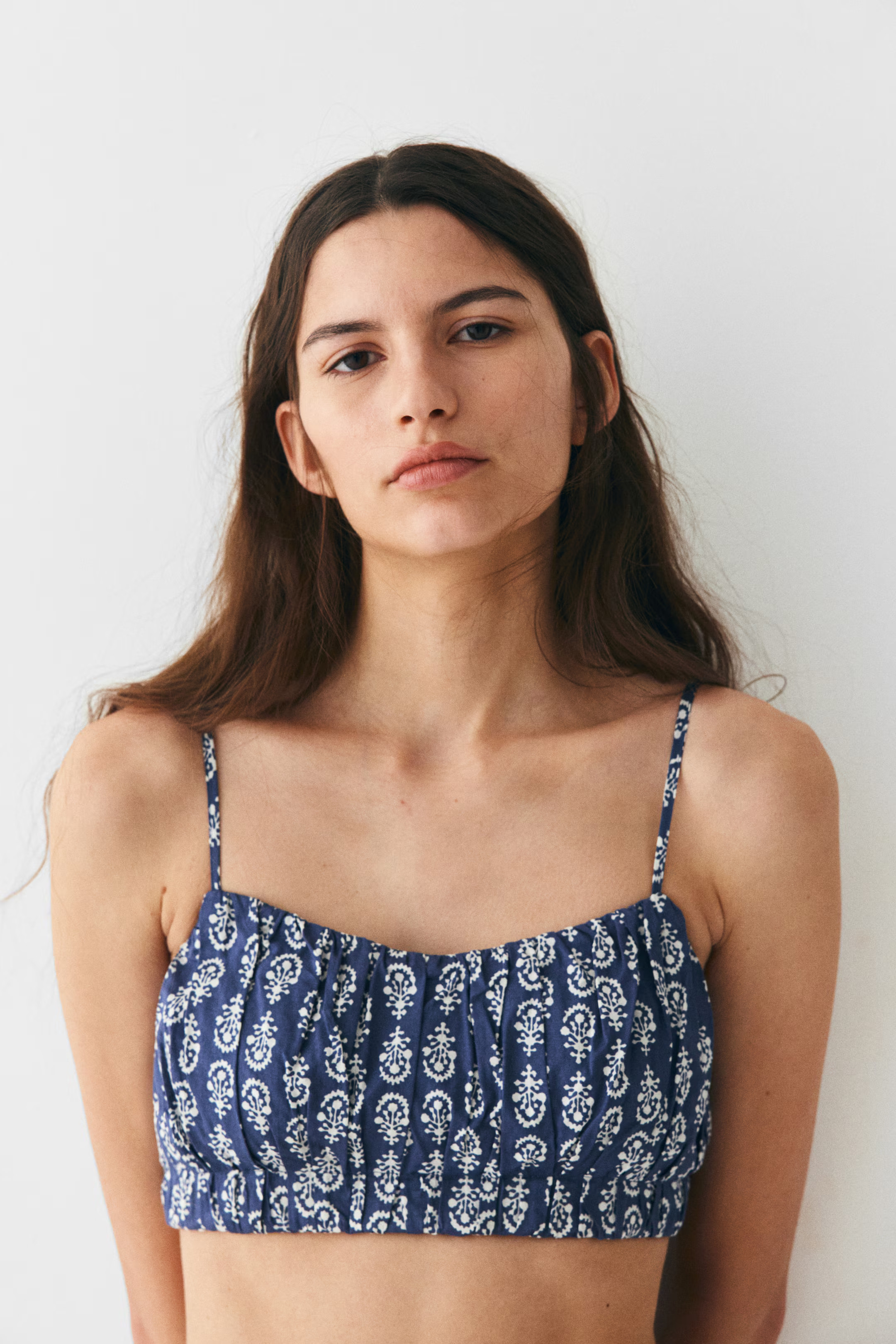 Cropped strappy top | H&M (UK, MY, IN, SG, PH, TW, HK)