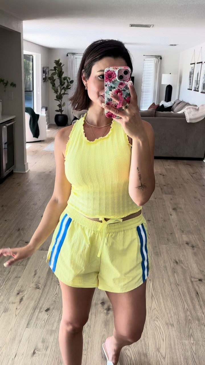 I had to get on here and show you guys these new pieces I got in from @Target that could literally pass for Free People!

Their activewear launches have been so good lately! SO cute and I'm loving the yellow! The blue striped details are so fun. The shorts are lined underneath, but you can't see that part, which is great! 

This top doubles as activewear and casual wear, because you can totally pair it with jeans, and that would make for such a great look! 💛

#LTKgrwm #LTKootd #LTKActive