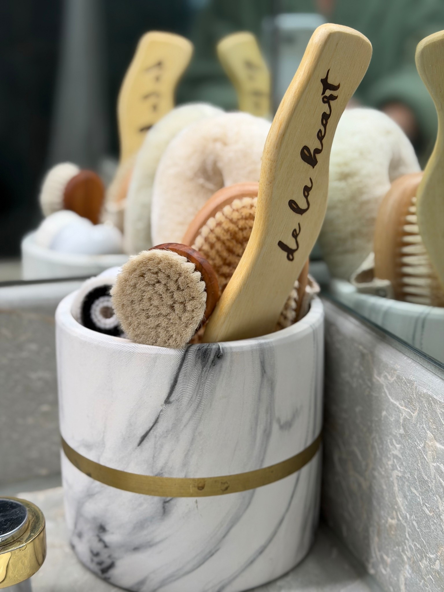 Dry brushing is the self care ❣️
#goop #drybrush

#LTKGiftGuide #LTKBeauty #LTKFindsUnder50