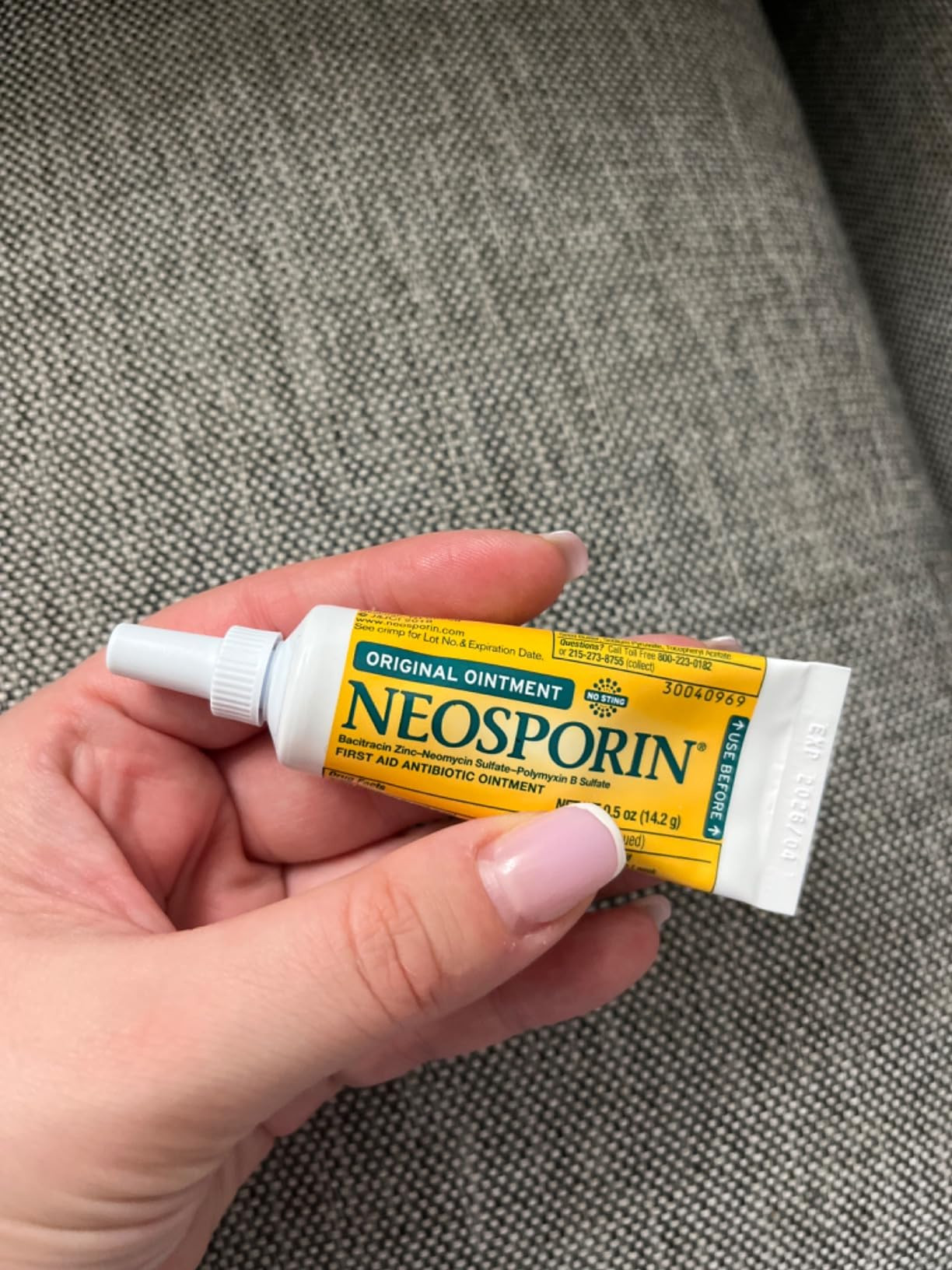 Neosporin Original Antibiotic Ointment, 24-Hour Infection Prevention for Minor Wound, .5 oz | Amazon (US)
