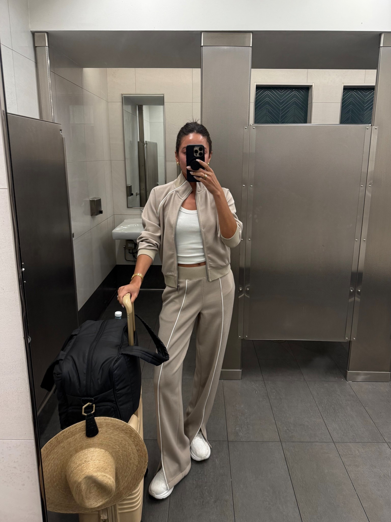 Travel outfit! Code NENAXSPANX to save on set - wearing S zip up and XS Tall in pants (have pockets!)




Airport outfit
Travel bag
Travel essentials 

#LTKSaleAlert #LTKTravel #LTKStyleTip