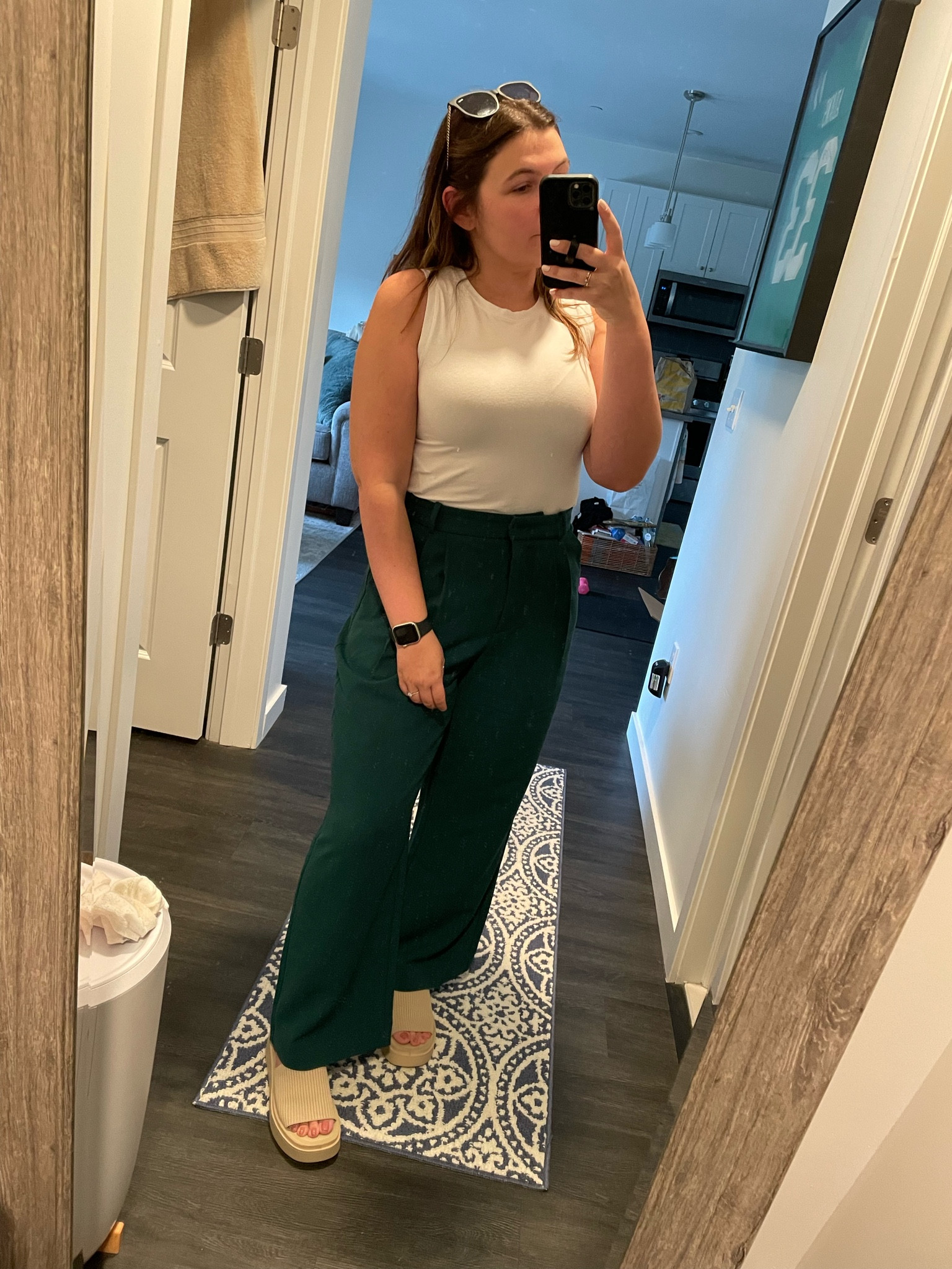 Obsessed with these pants! Perfect day to night look 

Work Outfit | Business Casual | What To Wear For Work | Corporate Girl Style 



#LTKfindsunder100 #LTKsalealert #LTKstyletip