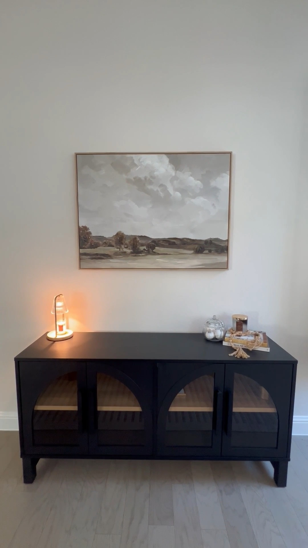 Dining room nook decor - cozy minimal

Home decor, affordable decor, interior design, fall decor, dining room nookk

#LTKSaleAlert #LTKHome #LTKStyleTip